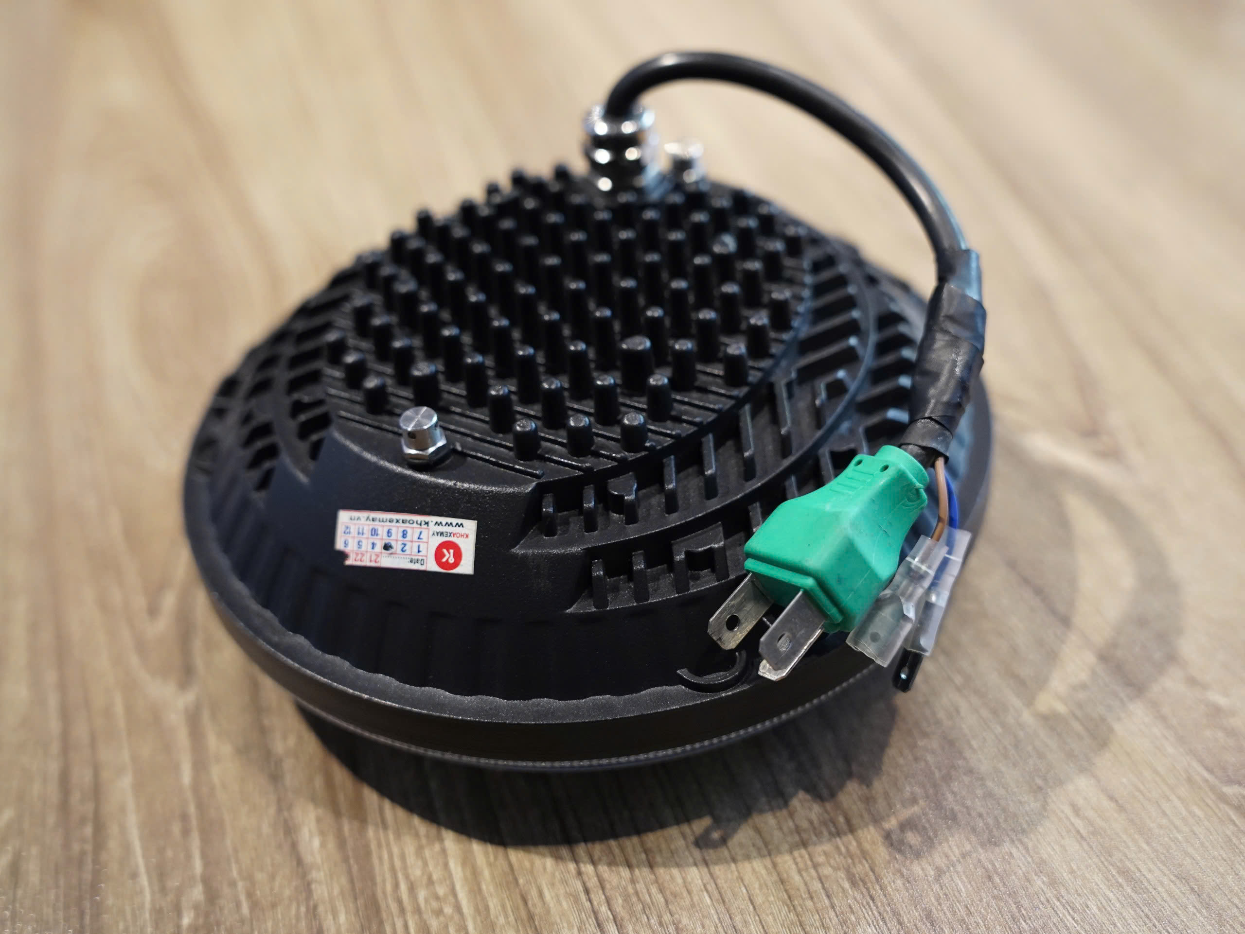 Đèn pha LED Tun 760 - 286