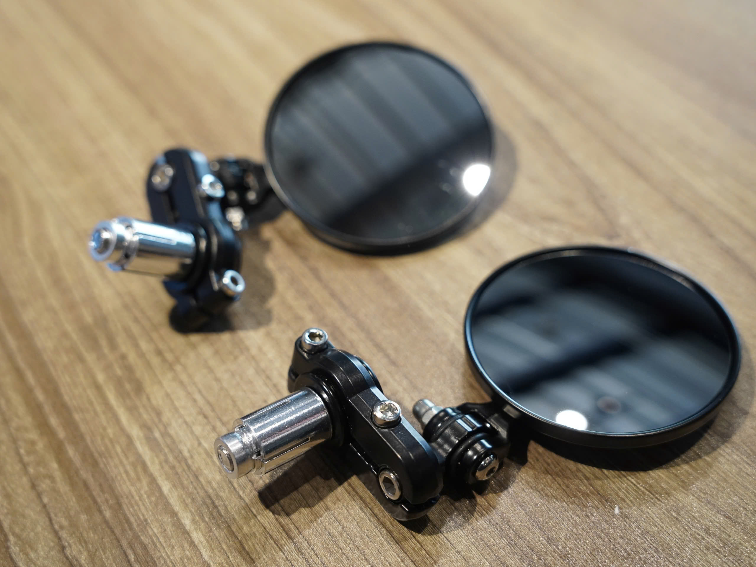 Gương gù tròn - 335