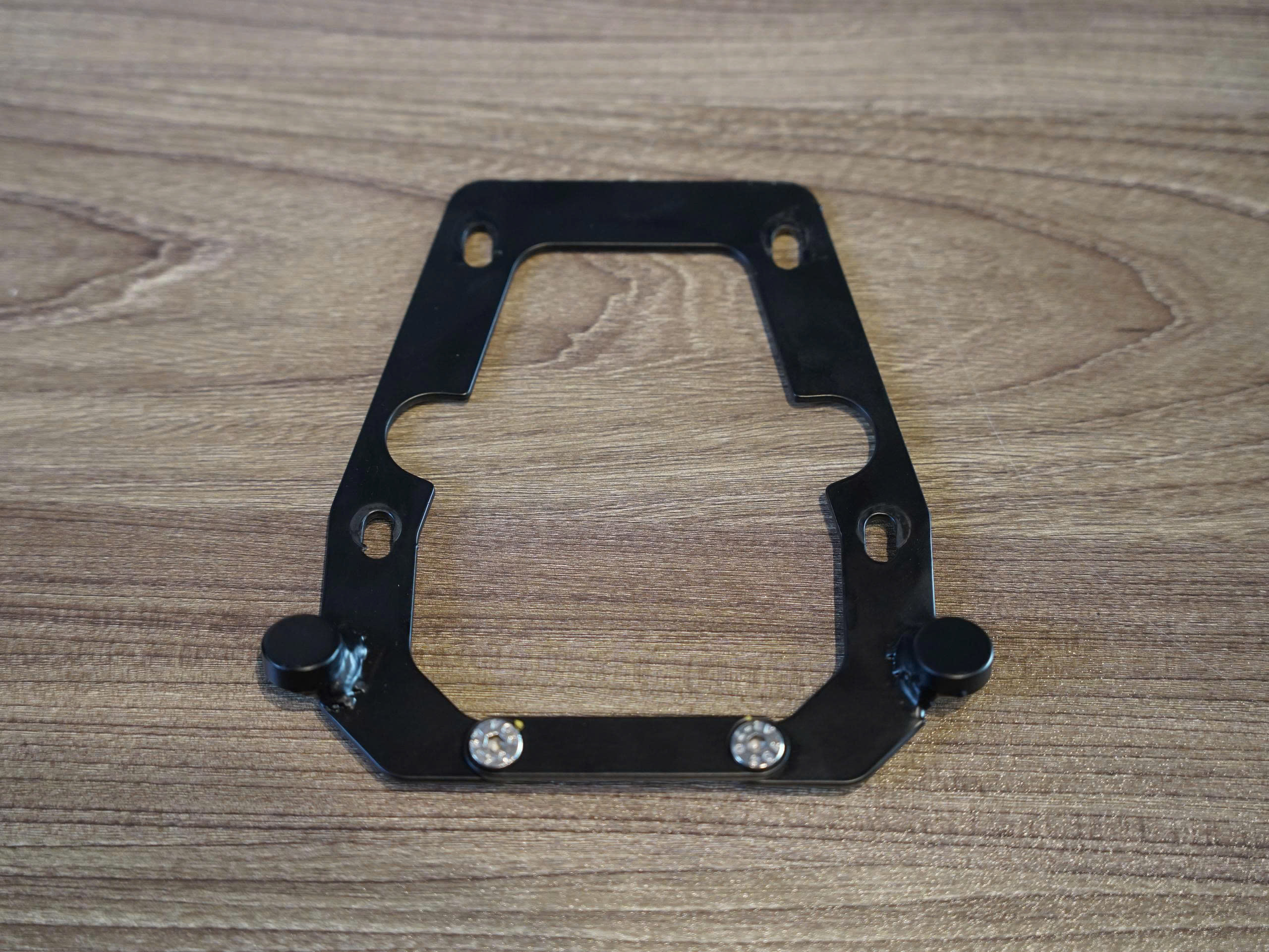 Gác chân sau CNC cho BMW RNineT - 412 KG