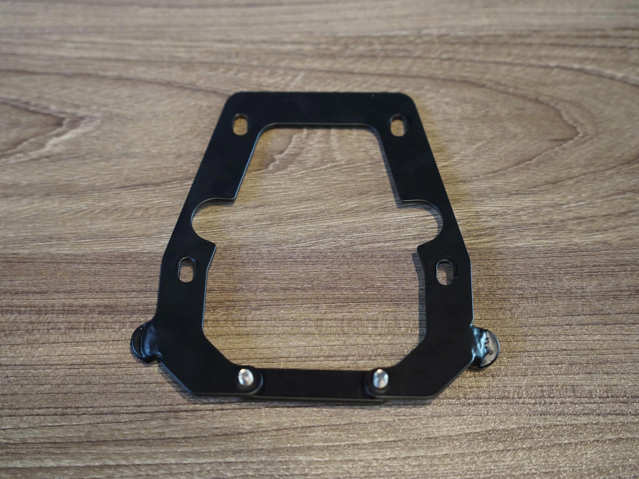 Gác chân sau CNC cho BMW RNineT - 412 KG