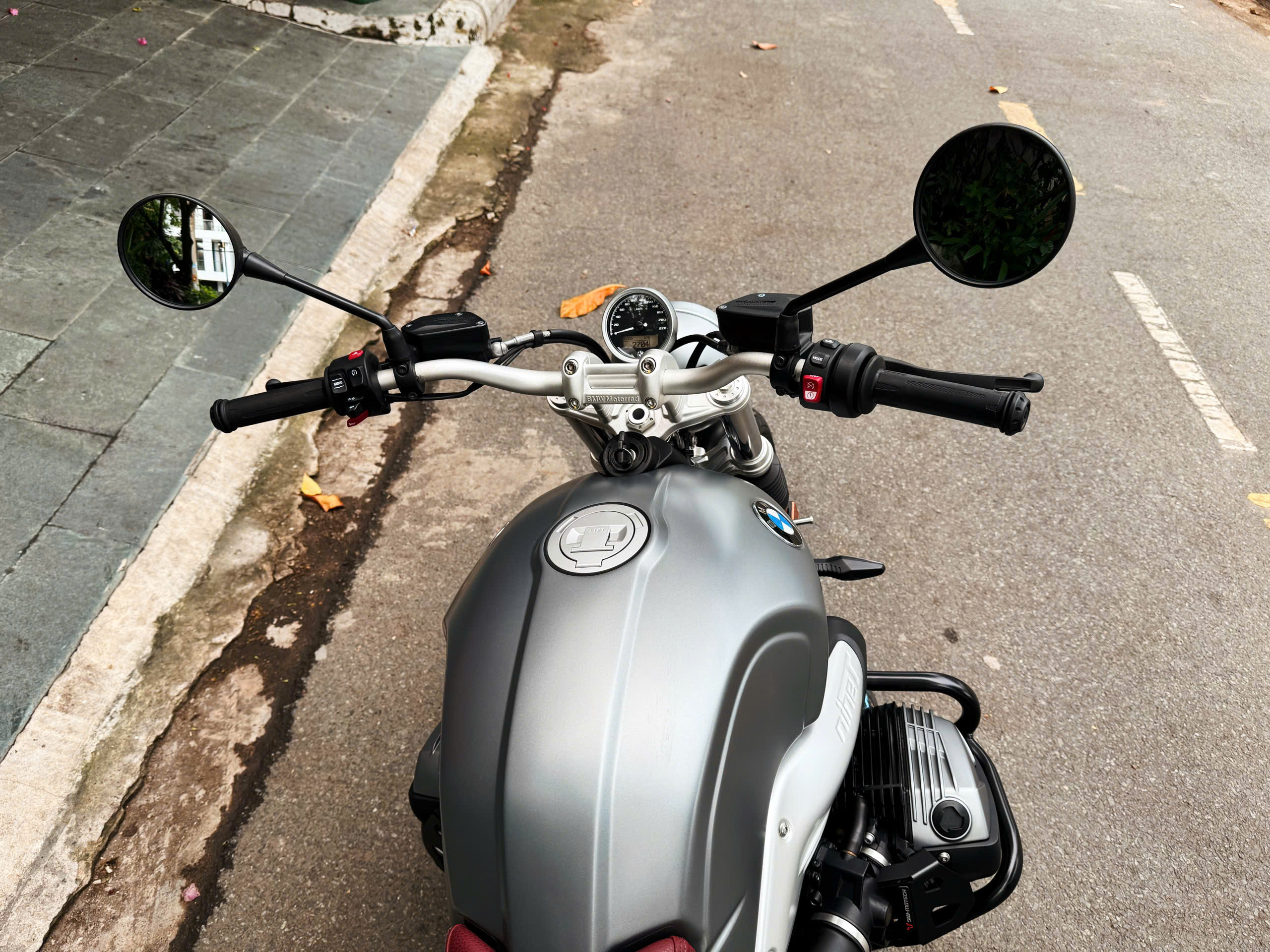 Bmw RnineT scrambler 2023 - Odo 2700km