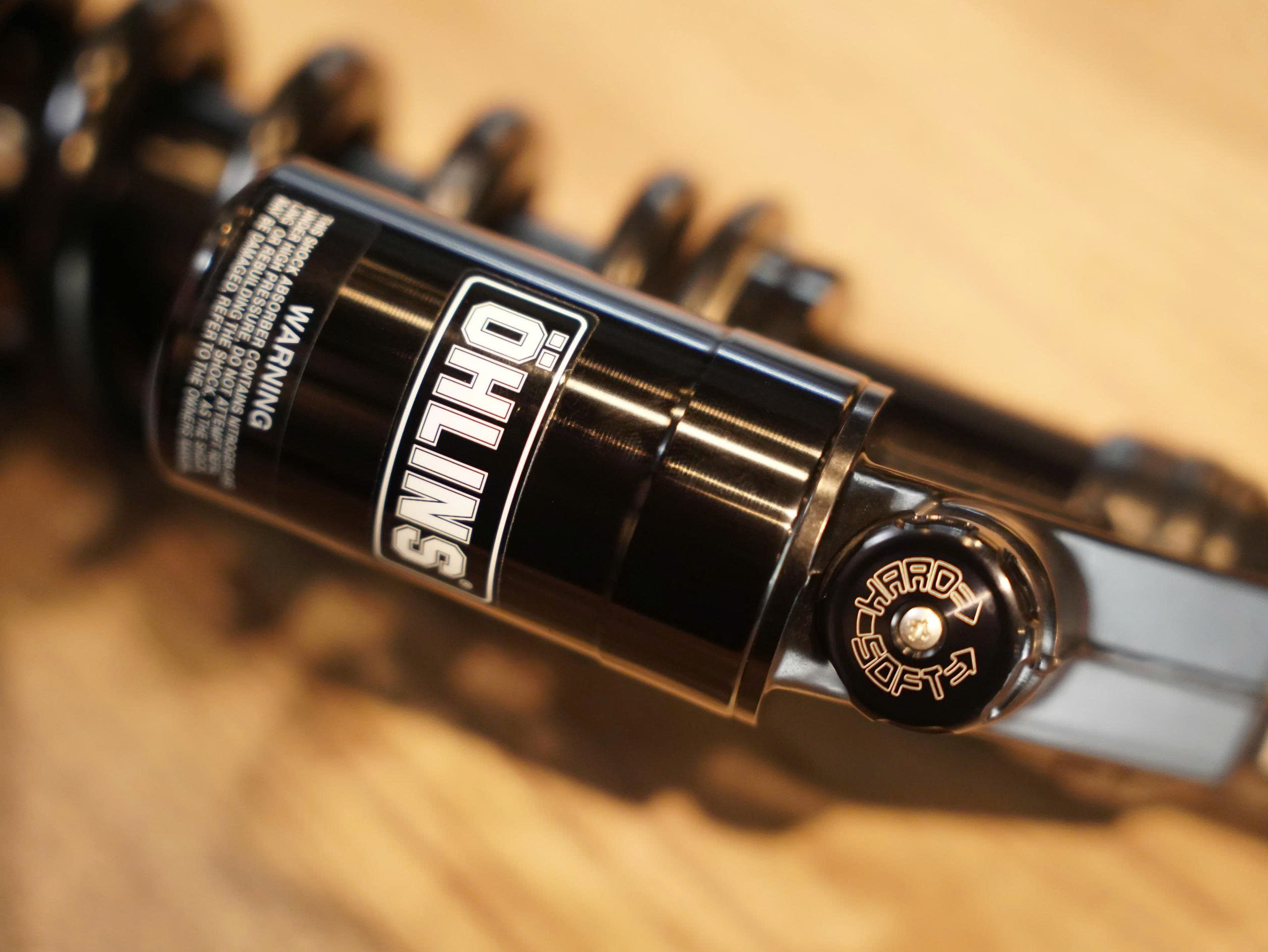 Phuộc ohlins BlackLine cho Bmw RnineT