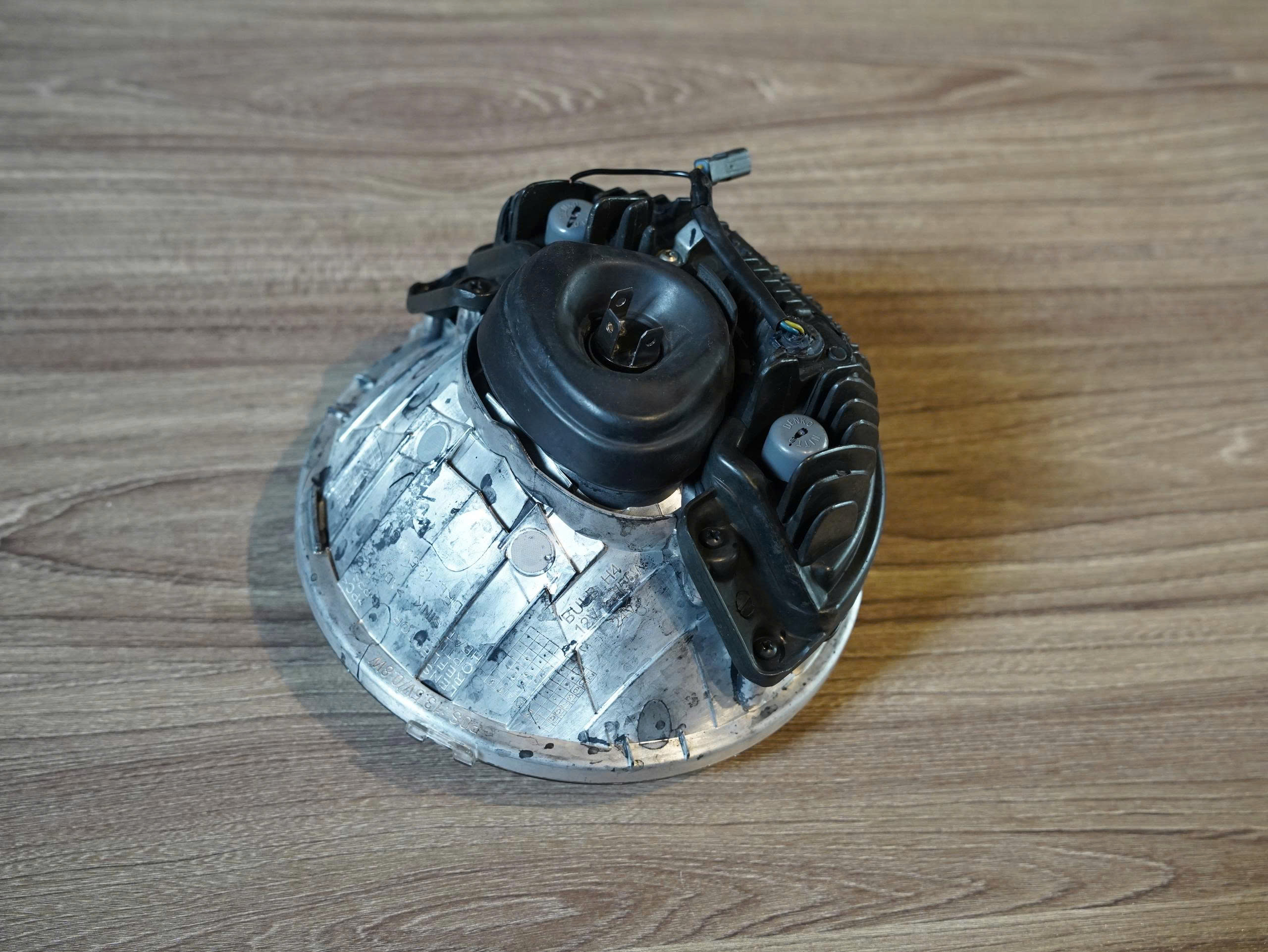 Chóa đèn zin Triumph T100/T120 - 443