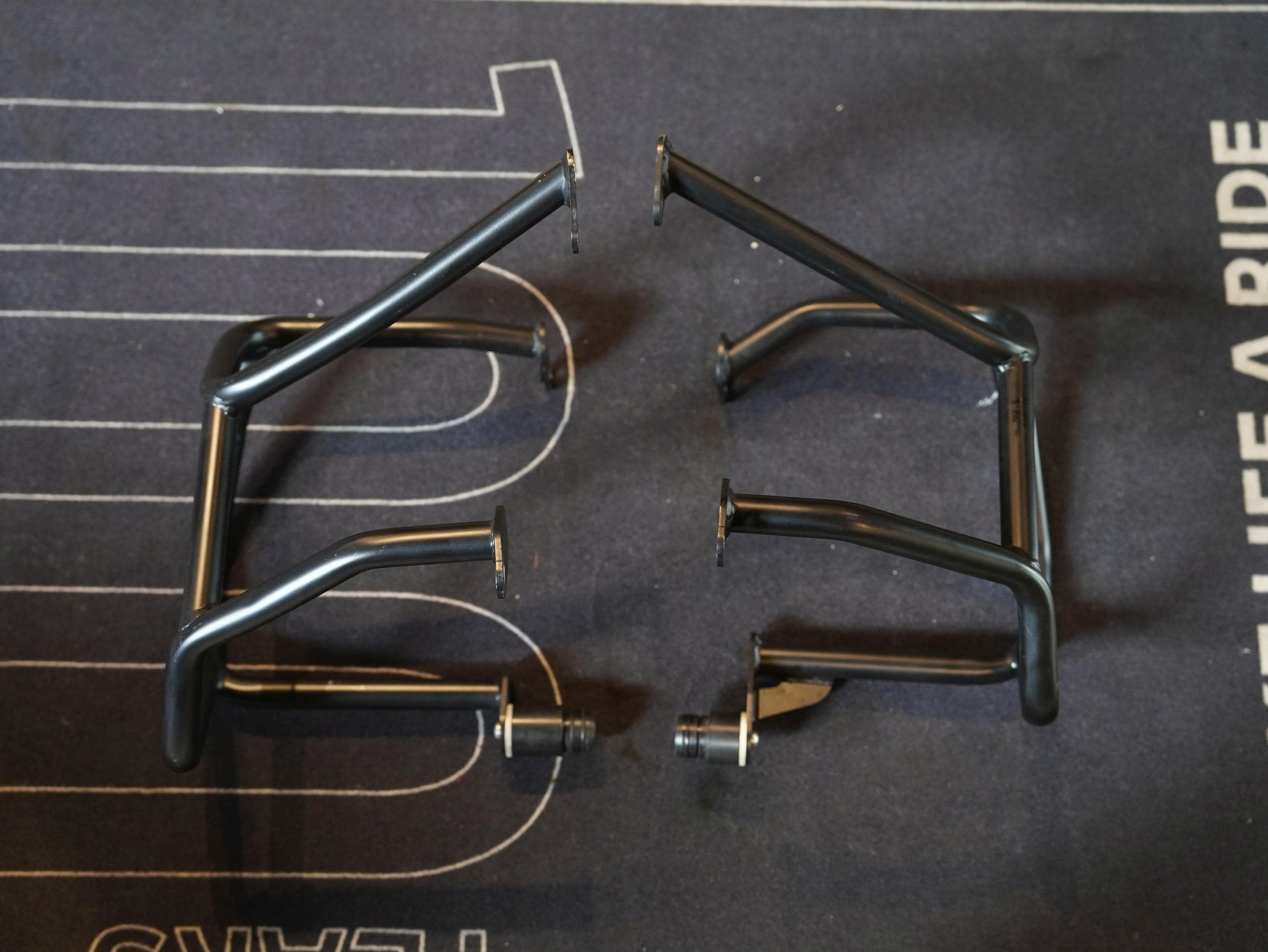 Chống đổ Touratech cho BMW GS1250 - 462 KG