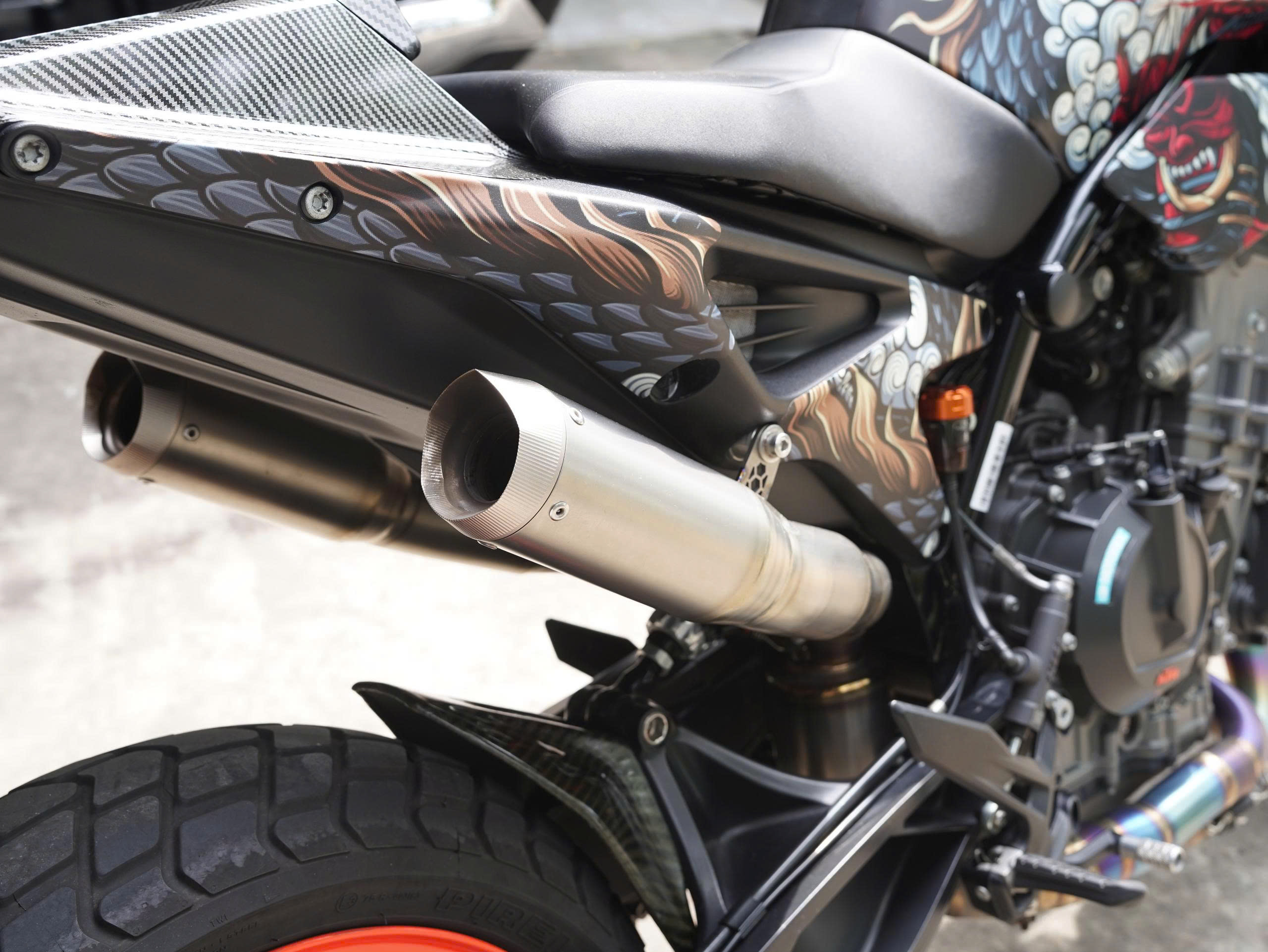 KTM Duke 790 DKLĐ 2022, ODO 13.102 km