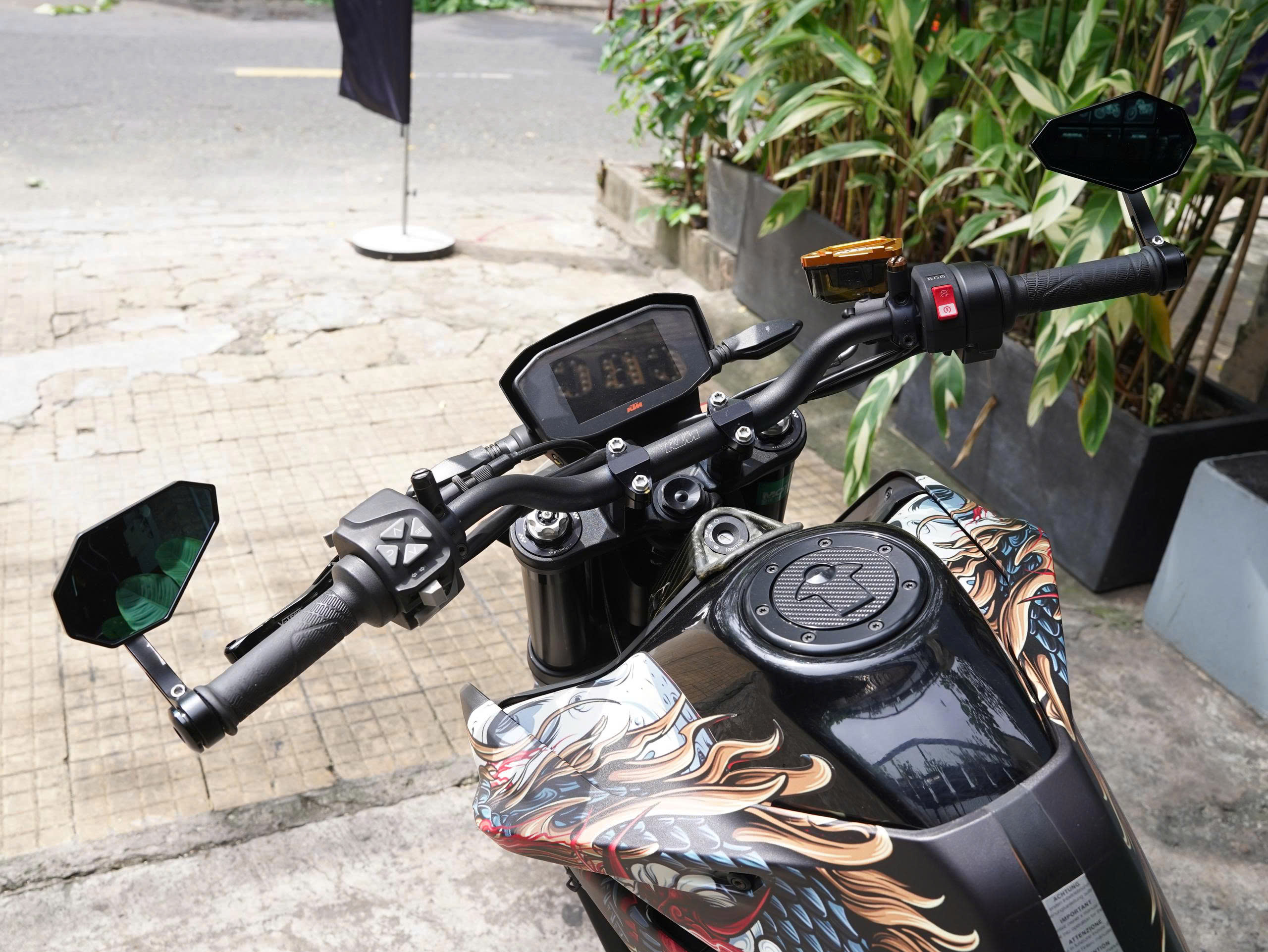 KTM Duke 790 DKLĐ 2022, ODO 13.102 km