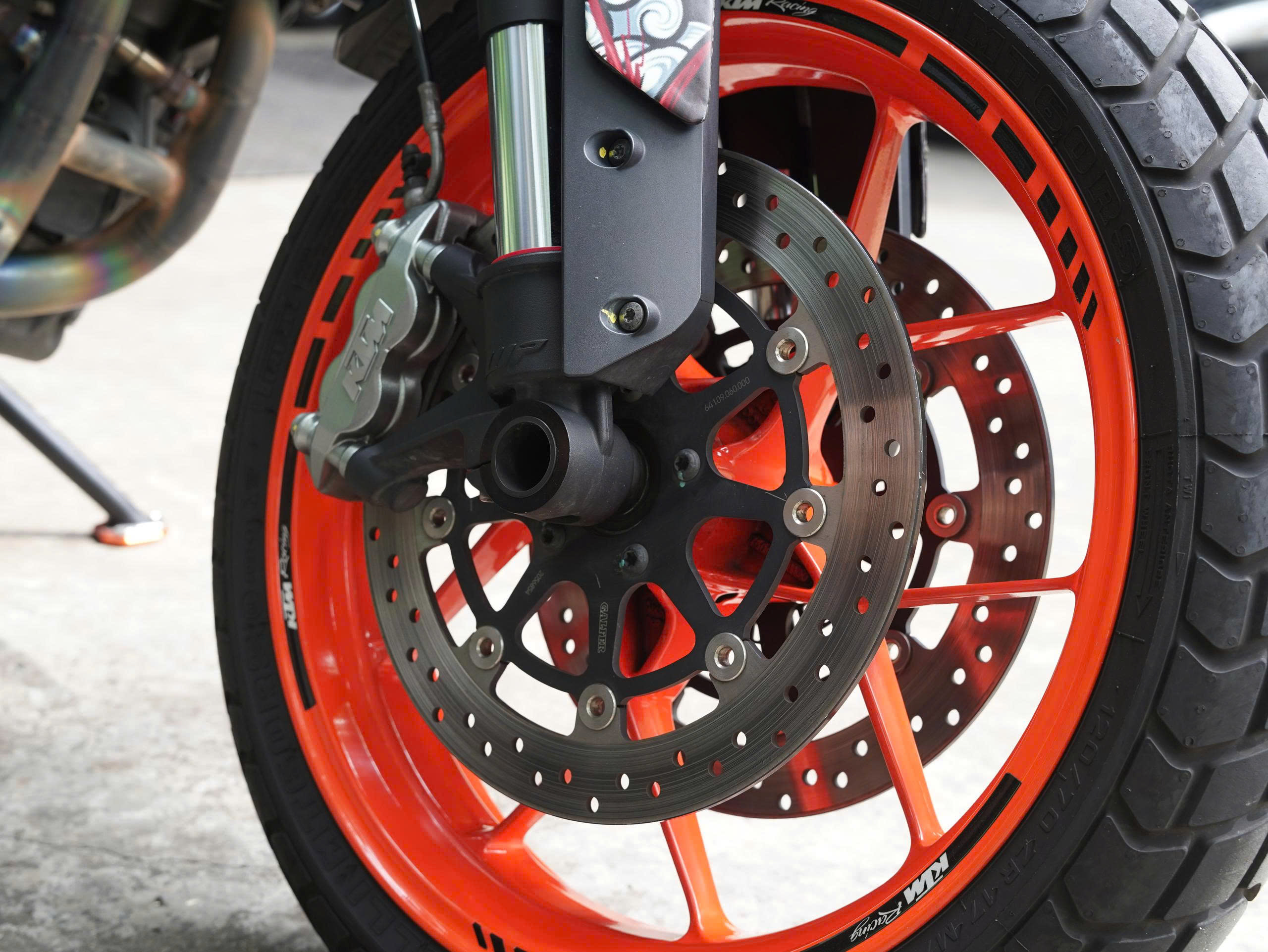 KTM Duke 790 DKLĐ 2022, ODO 13.102 km