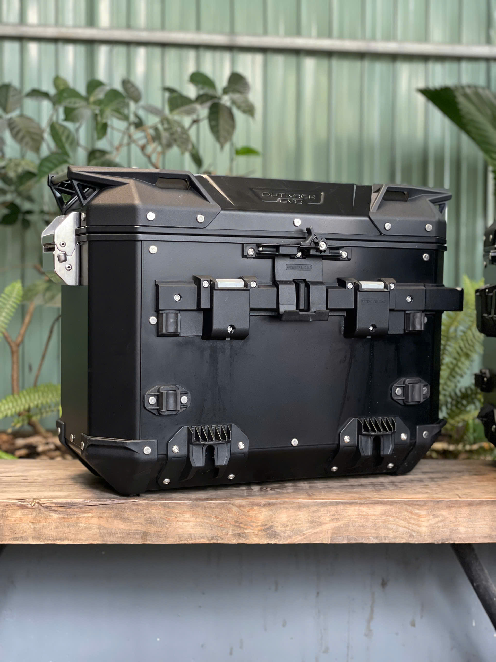 (Hàng Lướt) Thùng nhôm Givi 37L Outback Evo