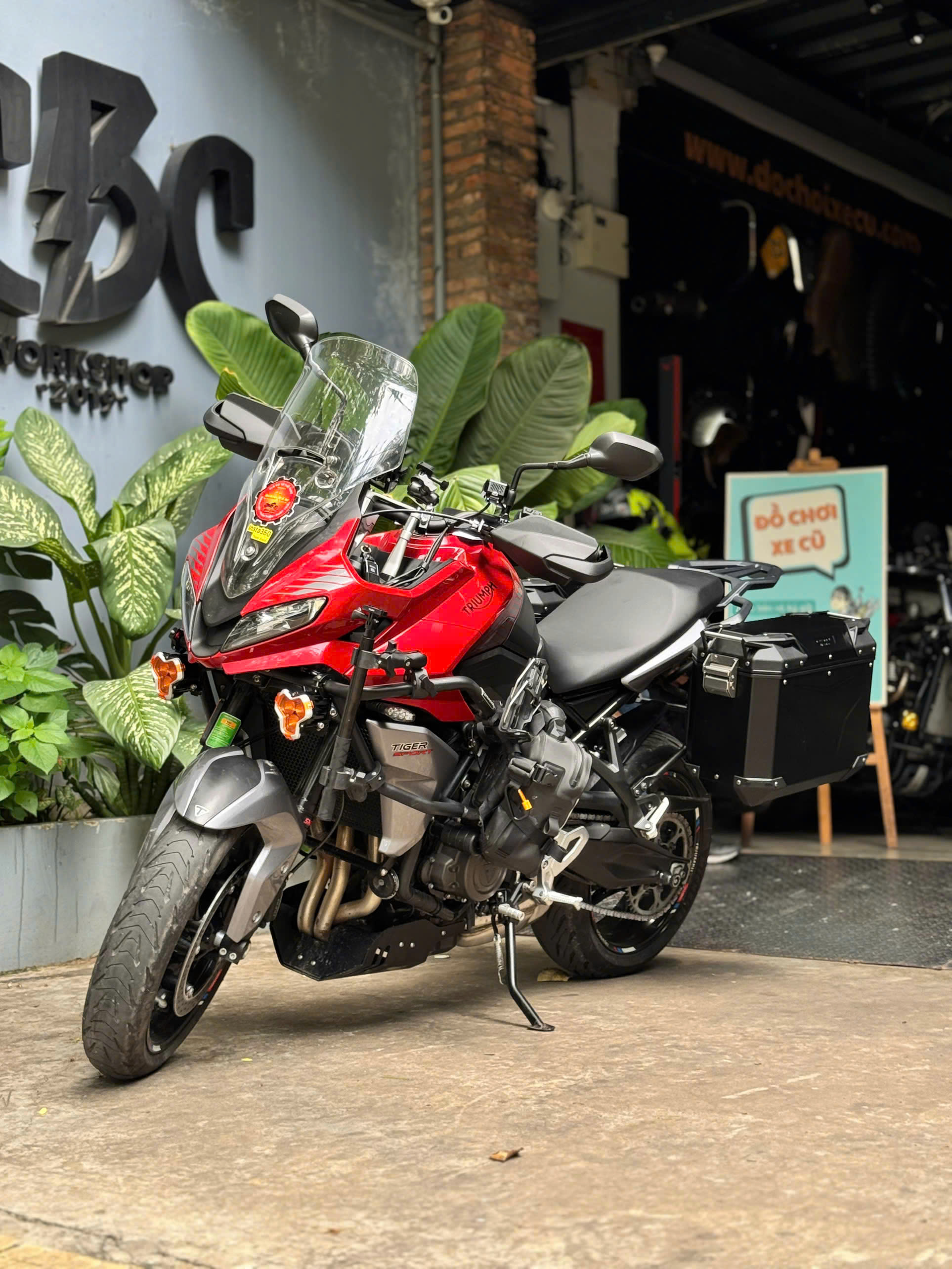 (Hàng Lướt) Thùng nhôm Givi 37L Outback Evo
