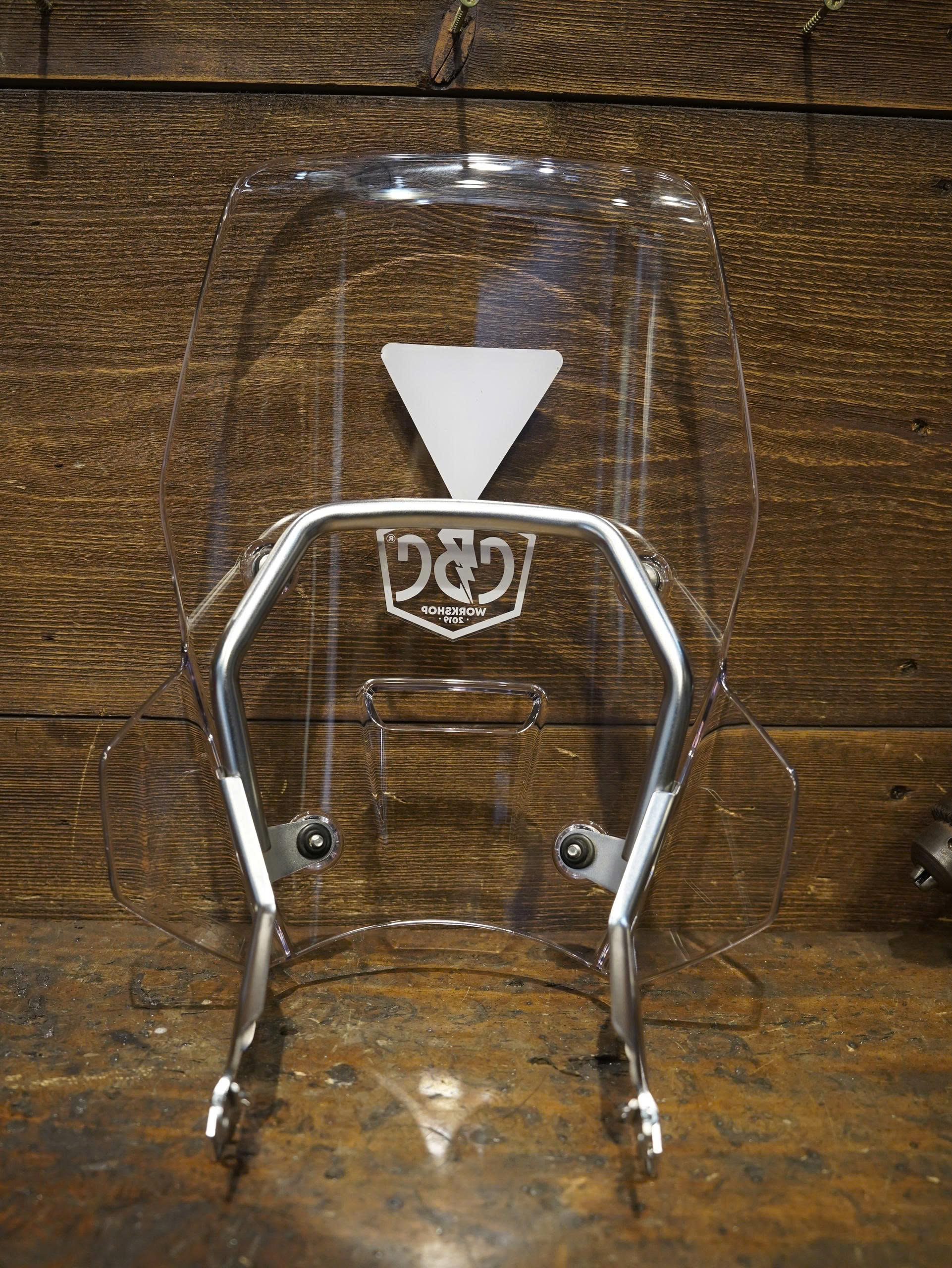 Kính gió Triumph Scrambler 1200 màu bạc - 480 KG