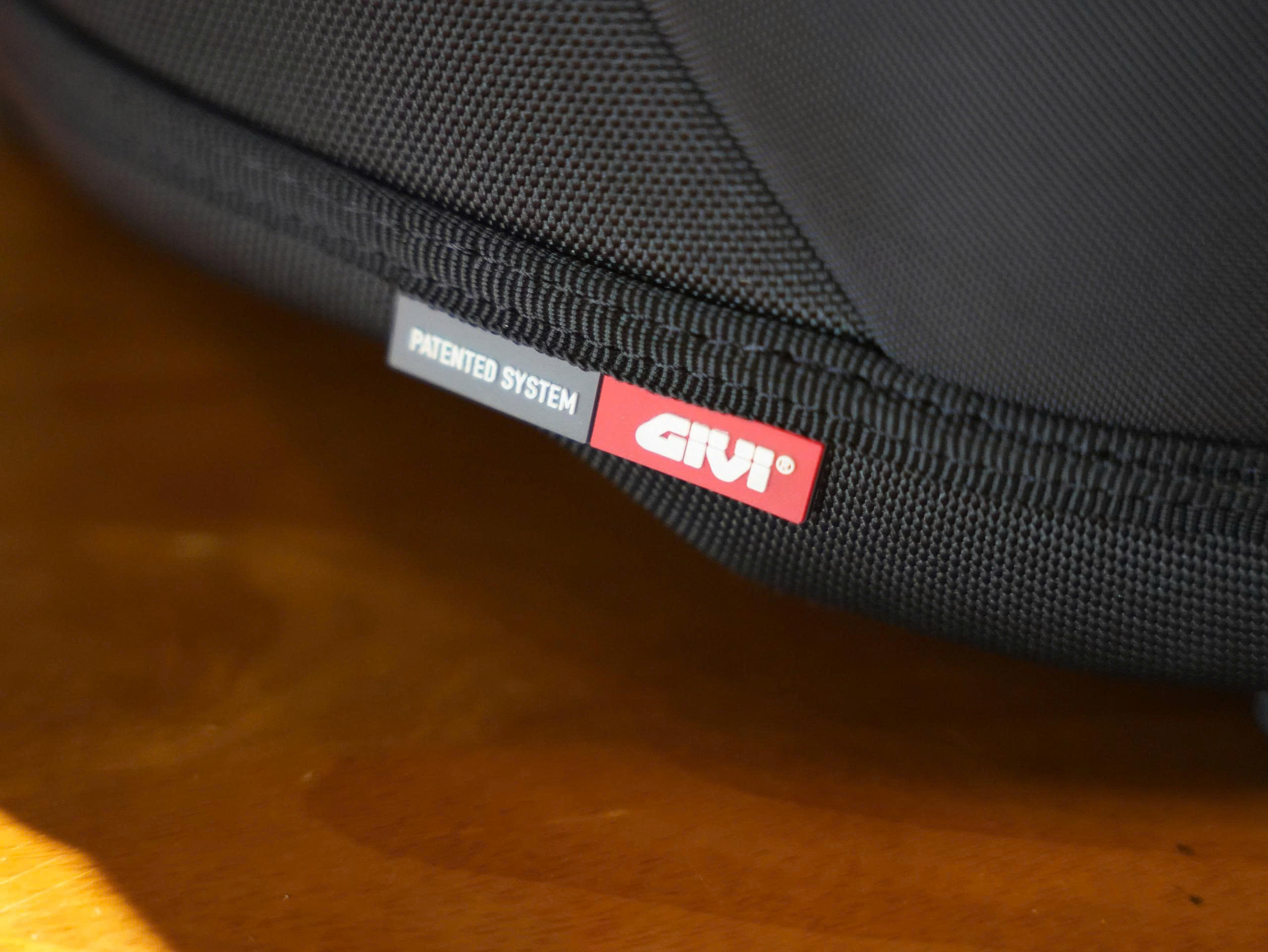 Túi bình xăng Triumph Trident 660 chính hãng Triumph - 485