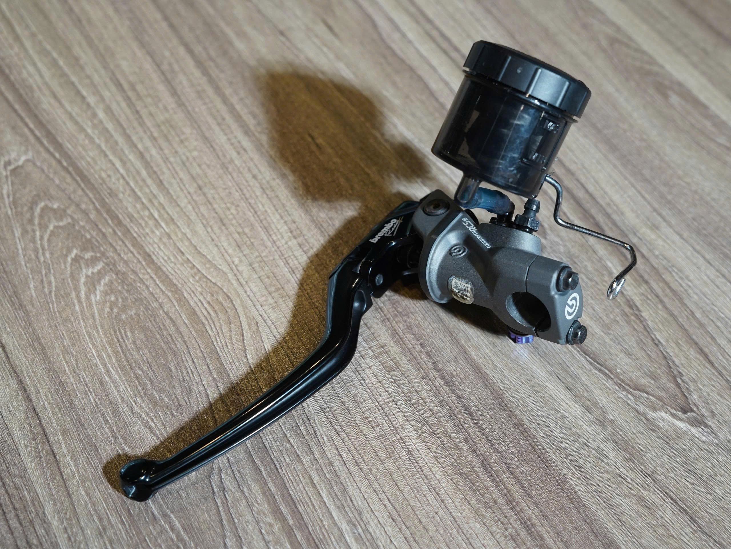 Tay côn dầu Brembo Corsacorta RCS 16 - 488 KG