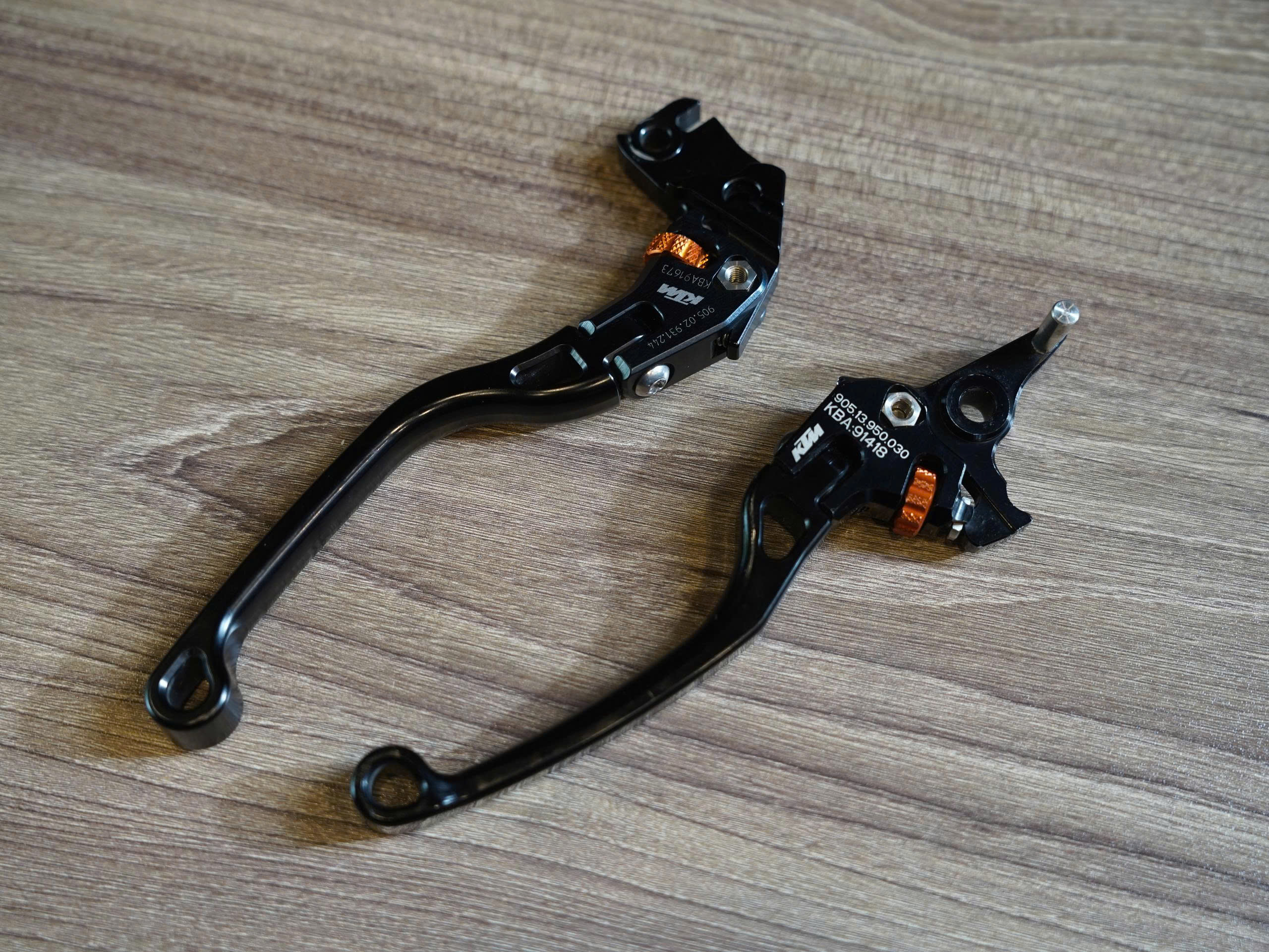 Cặp tay thắng tay côn đồ chơi chính hãng KTM Duke 390 - 494 KG