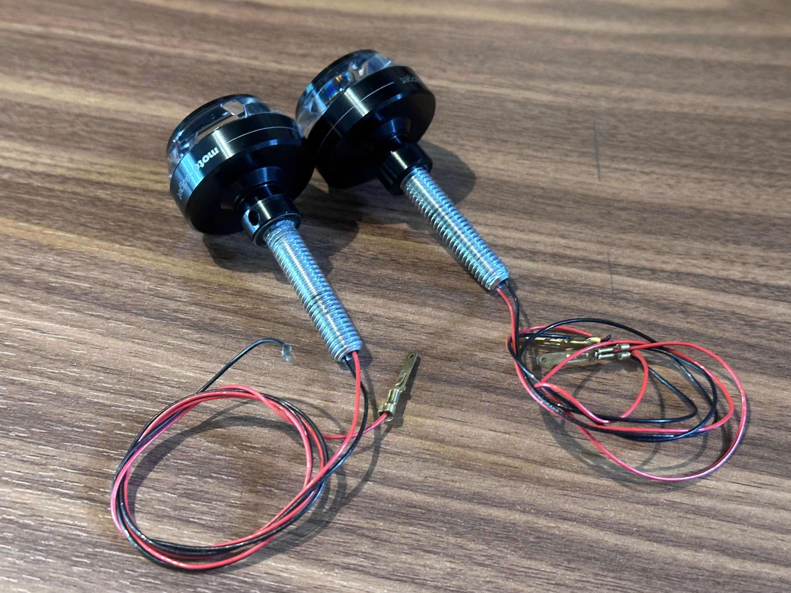 Cặp xi nhan gù Motogadget mo.blaze disc - 503