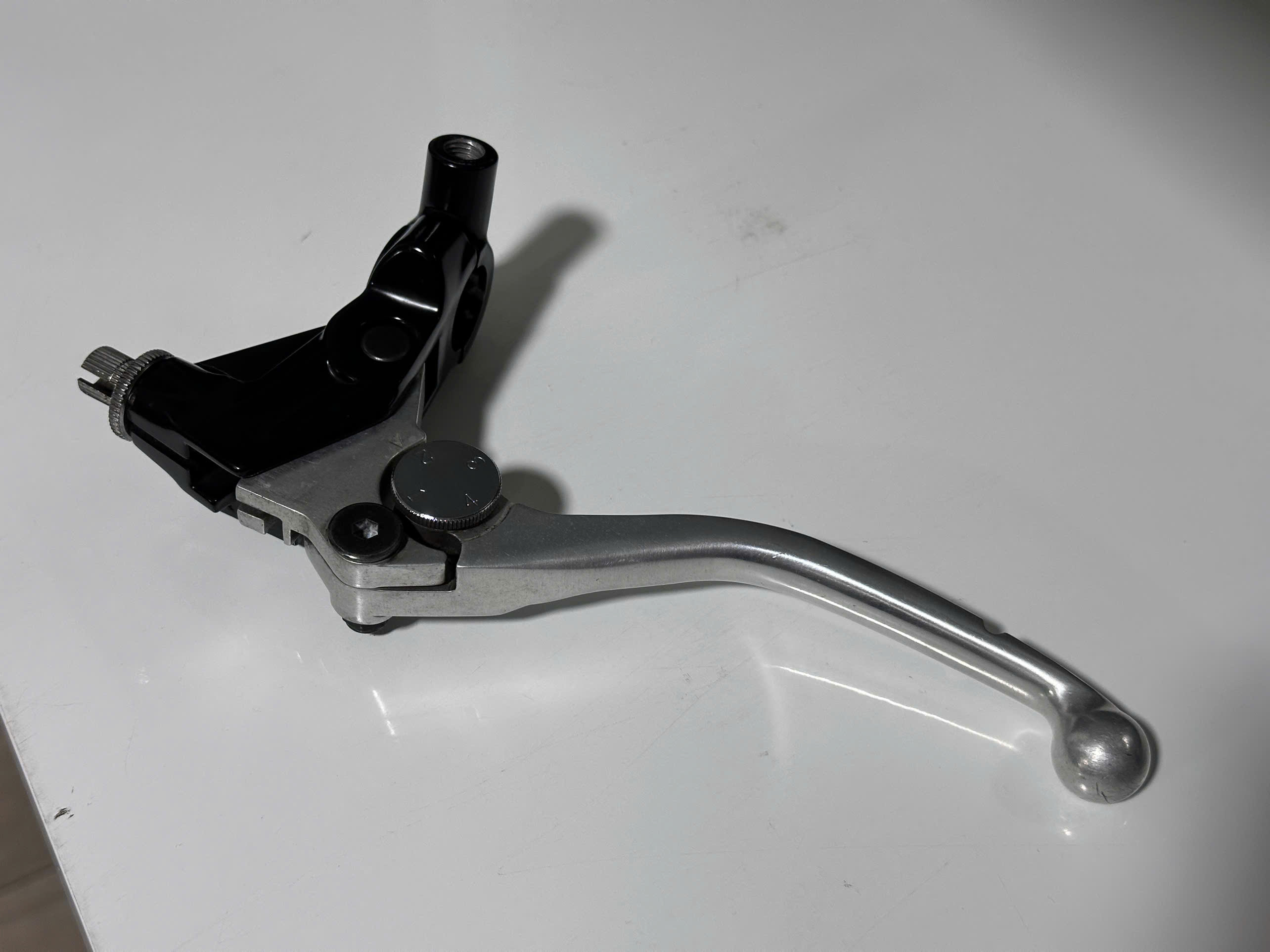 Tay côn zin tháo xe Triumph Speed Twin 900 - 508 KG