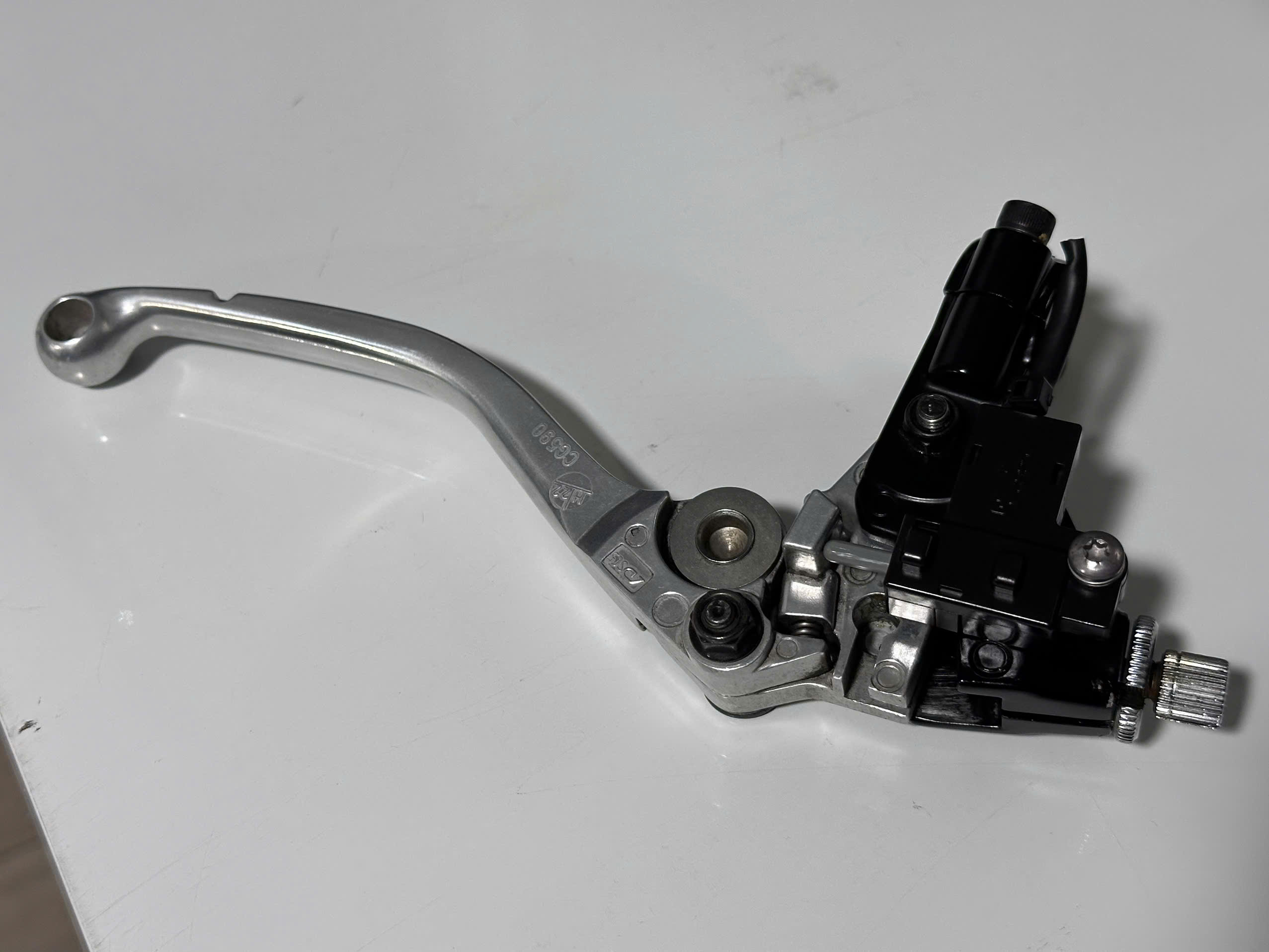 Tay côn zin tháo xe Triumph Speed Twin 900 - 508 KG