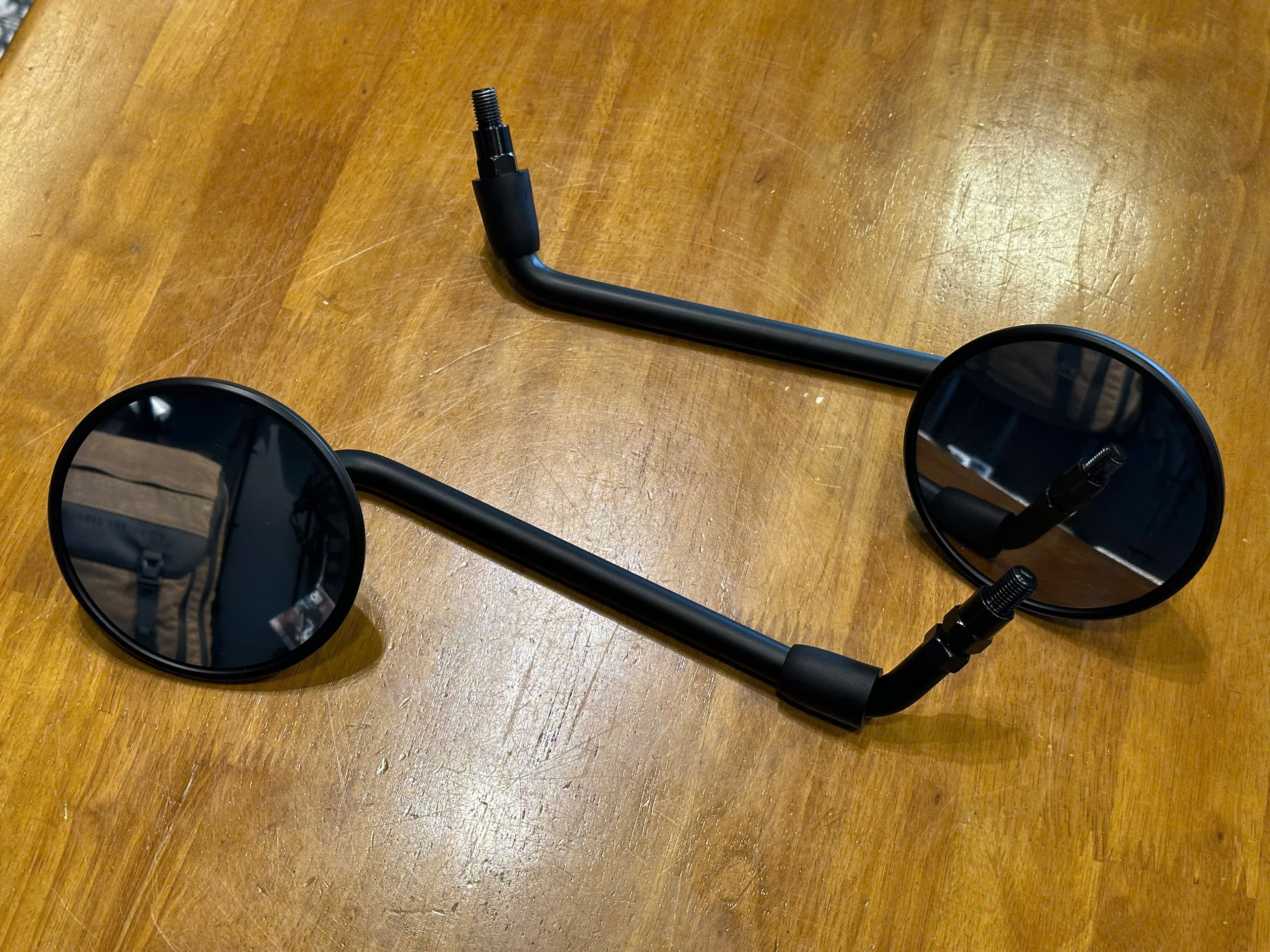 Gương hậu zin Triumph T100/T120/Street Twin - 530KG