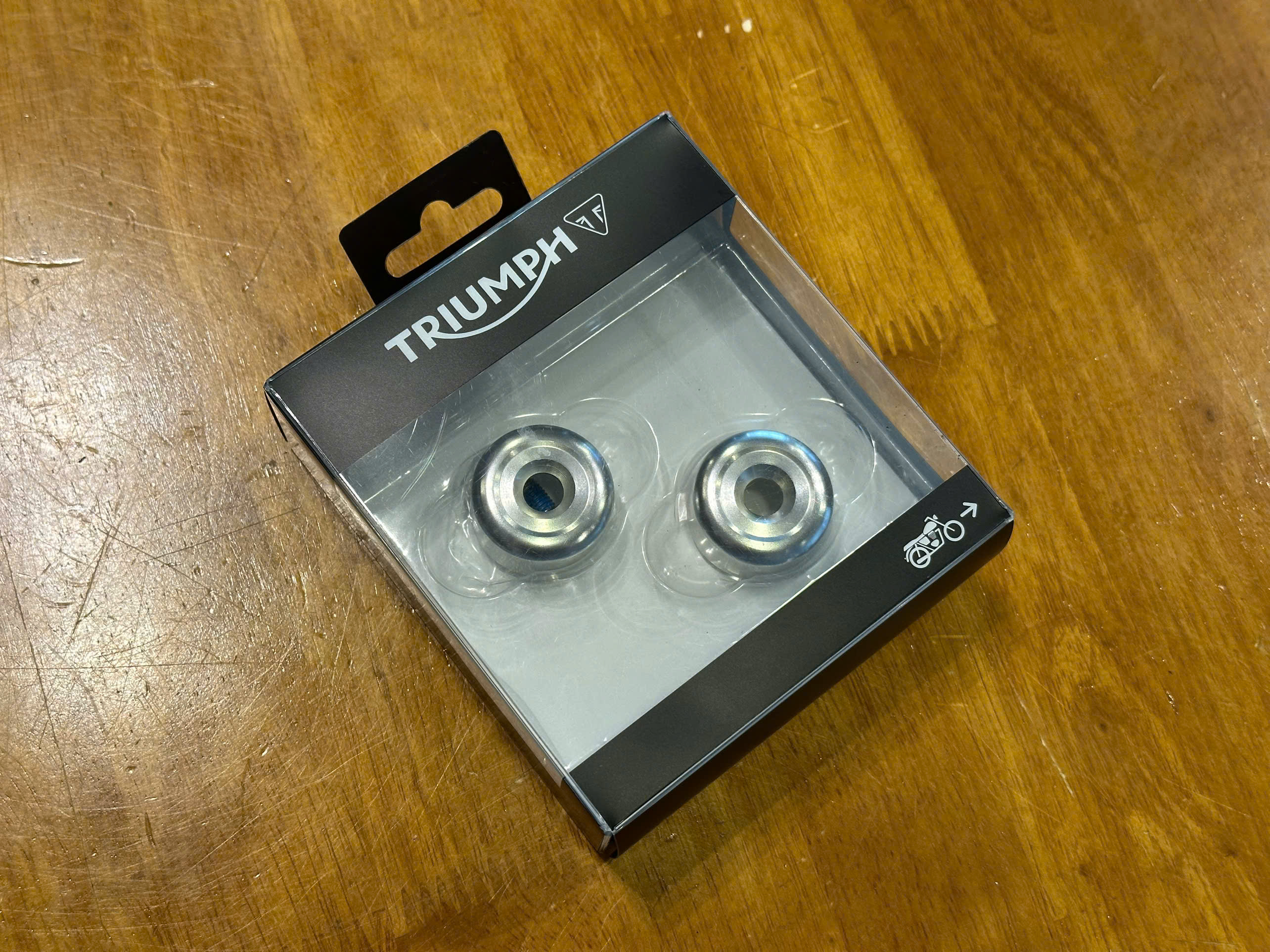 Gù tay lái zin Triumph T100/T120/Street Twin - 537 KG