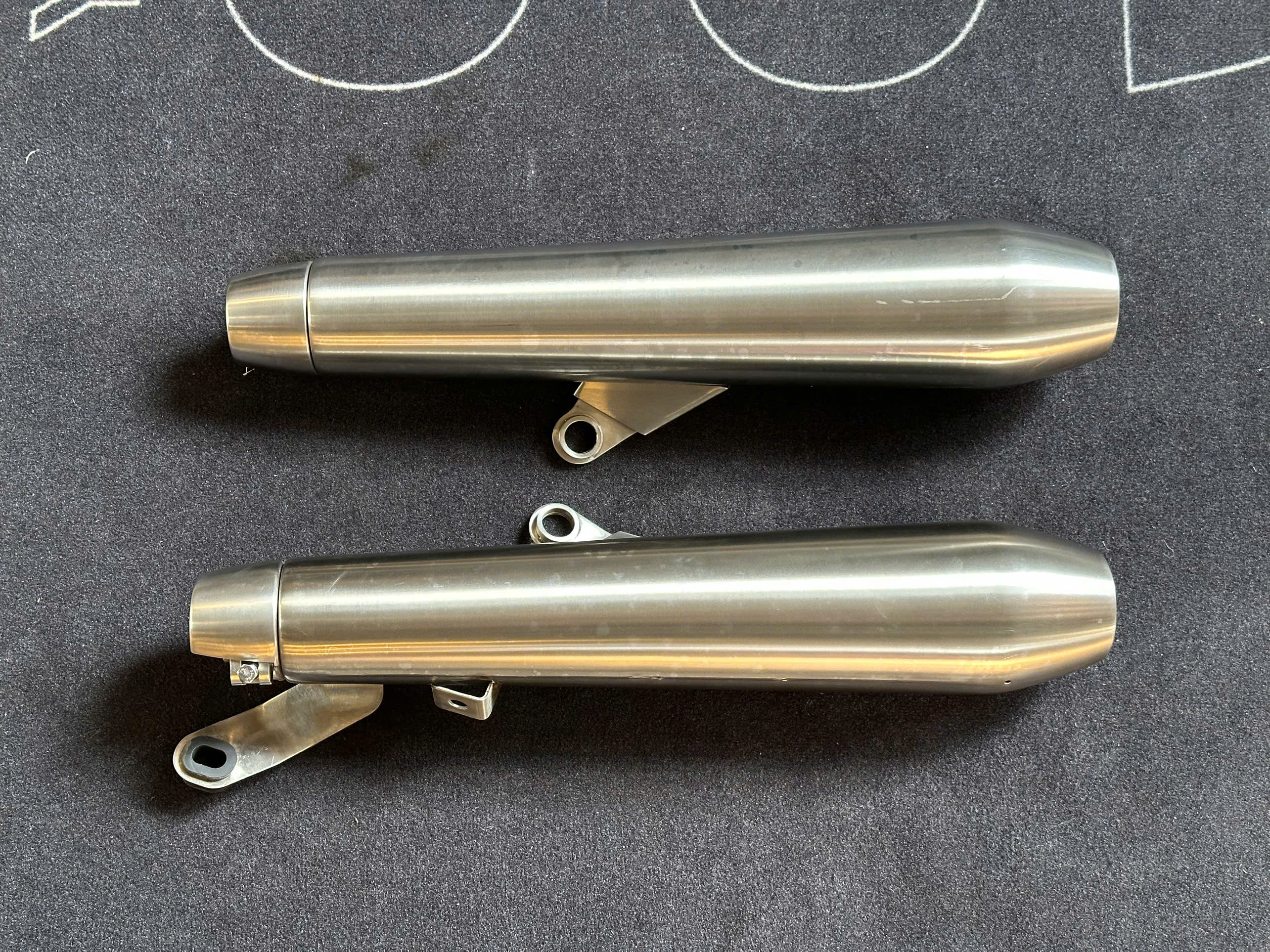 Cặp pô Triumph Street Twin - 538 KG