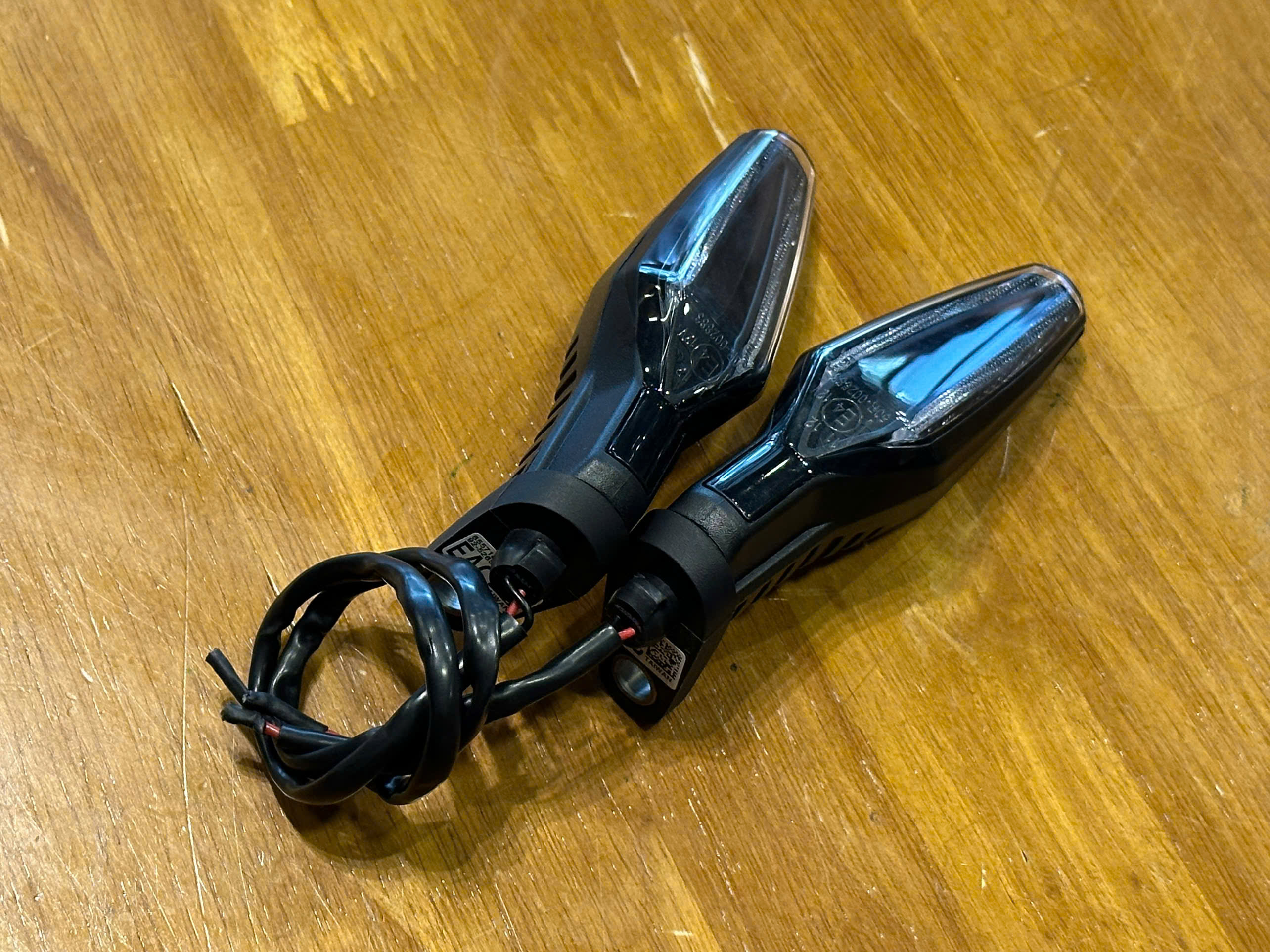 Cặp xi nhan zin BMW R Ninet - 549 KG