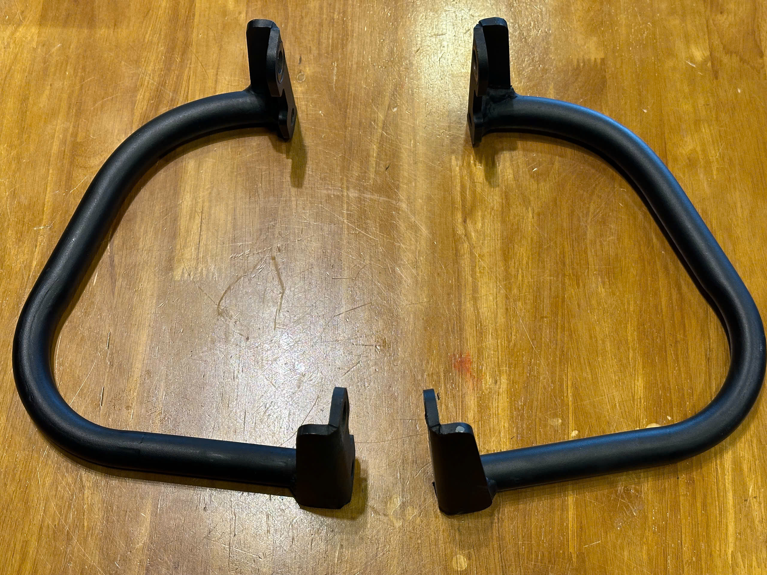 Chống đổ cánh bướm cho Triumph Scrambler 900 - 560 KG