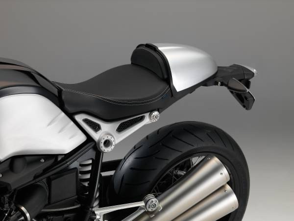 Ốp yên solo màu nhôm xước cho BMW R Ninet - 558 KG