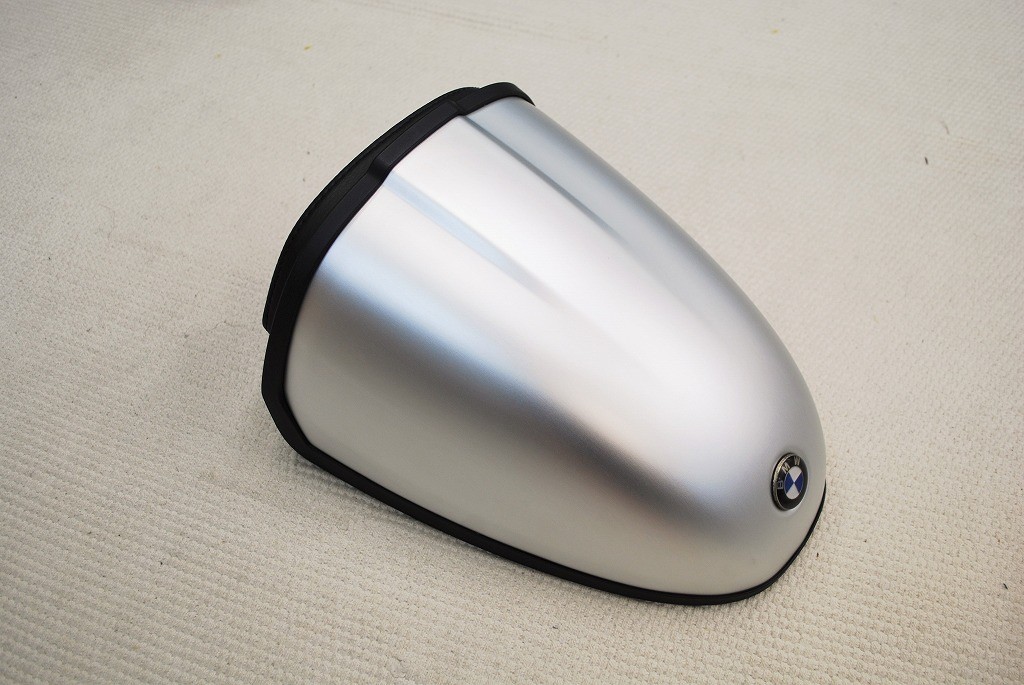 Ốp yên solo màu nhôm xước cho BMW R Ninet - 558 KG