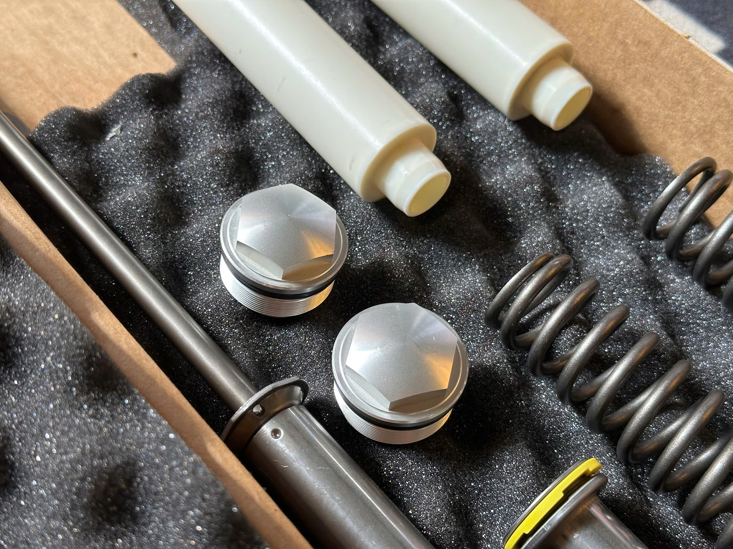 Bộ kit phuộc trước zin Triumph T120 - 587KG