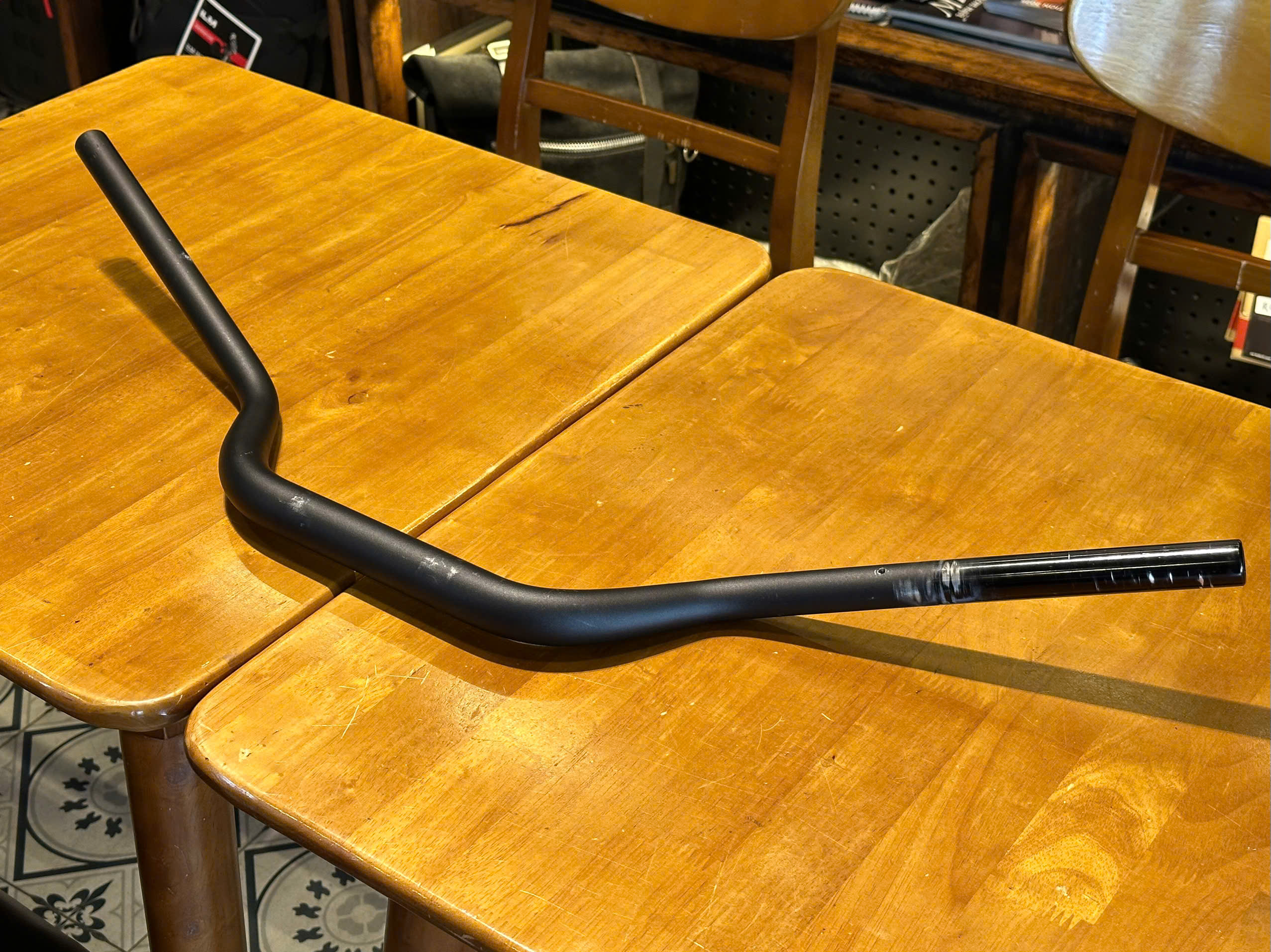 Ghi đông LSL đen mờ 28mm - 592KG