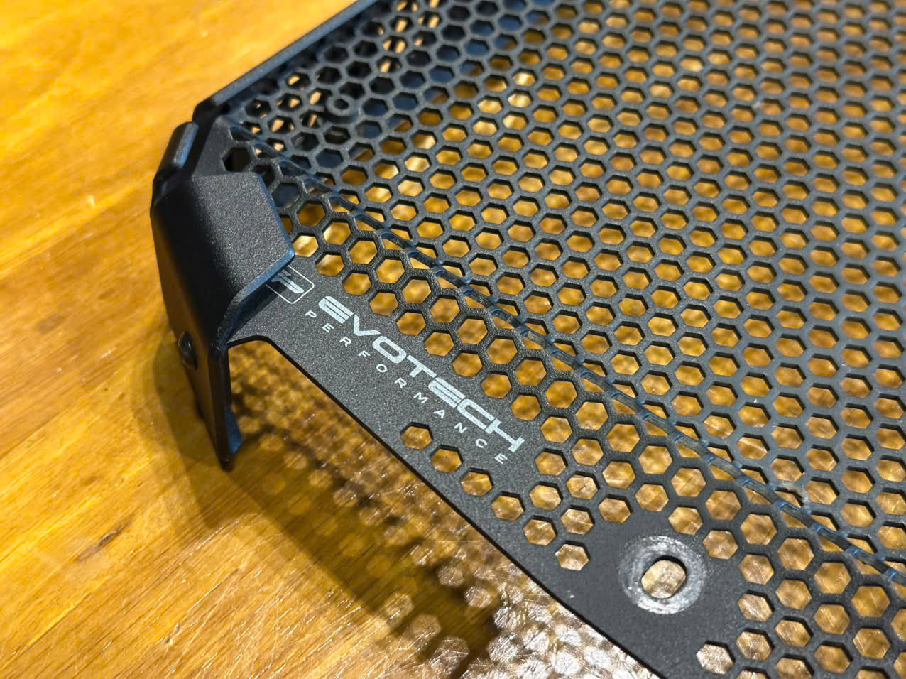 Che két nước Evotech Triumph Scrambler 1200 - 609KG