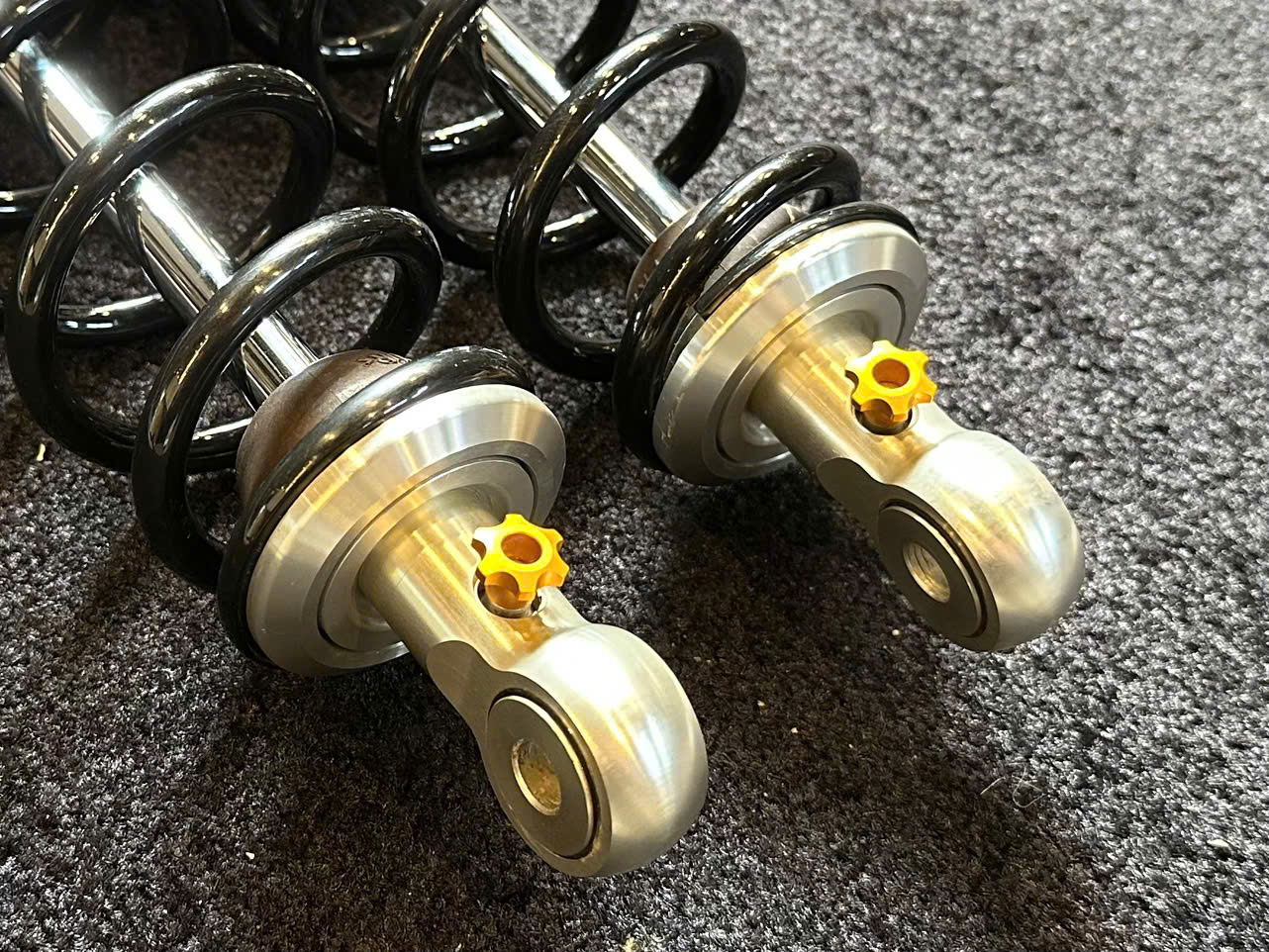 Phuộc sau Ohlins cho Triumph Scrambler 1200 - 608KG