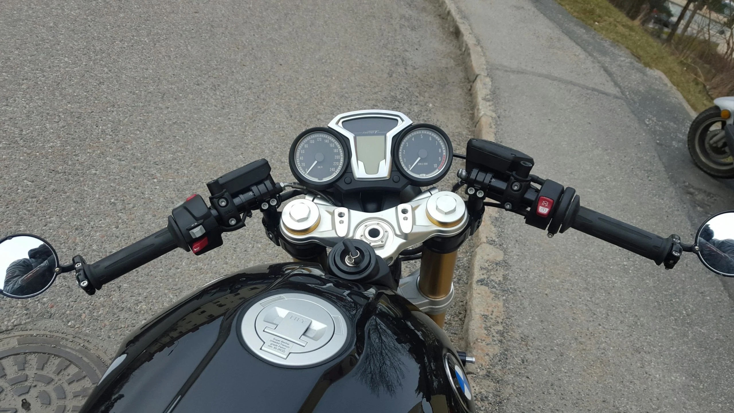 Ghi đông Clip-on ABM cho BMW RNineT - 620KG