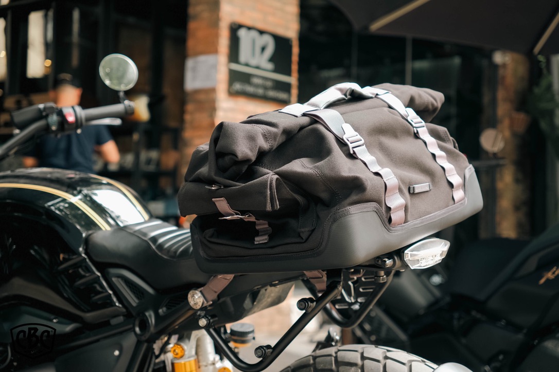 Túi yên sau chính hãng Bmw cho RnineT - 628KG