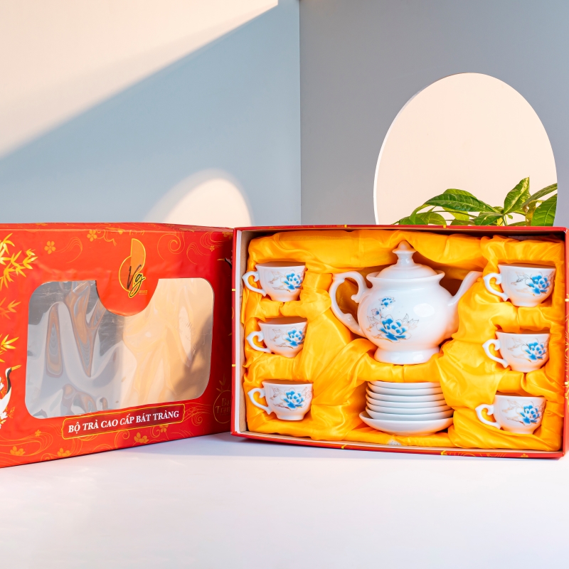 Bộ ấm chén sứ hoa xanh ngọc