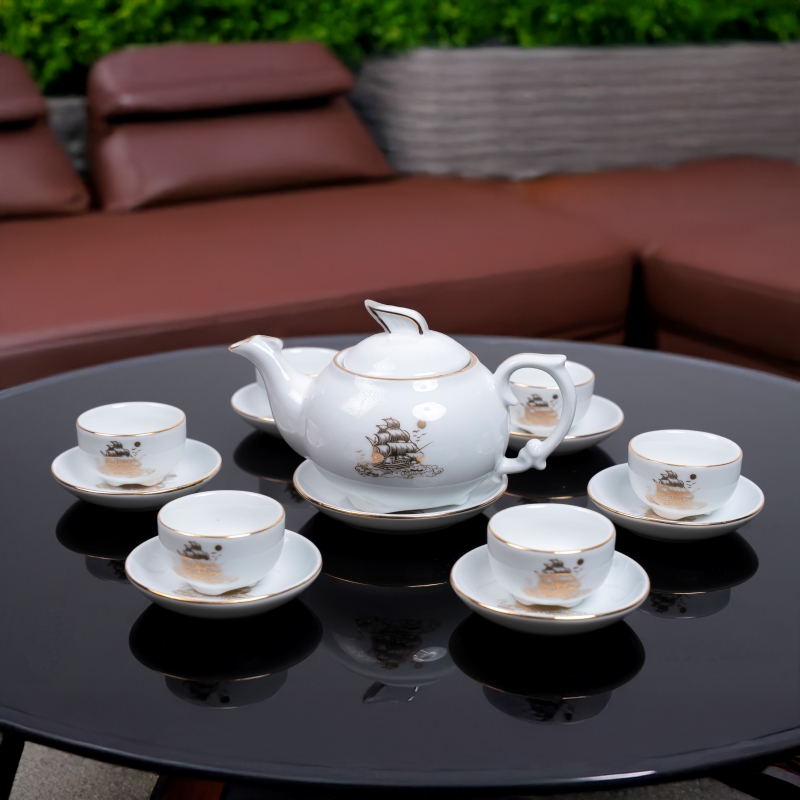 Bộ ấm chén sứ trắng thuyền buồm