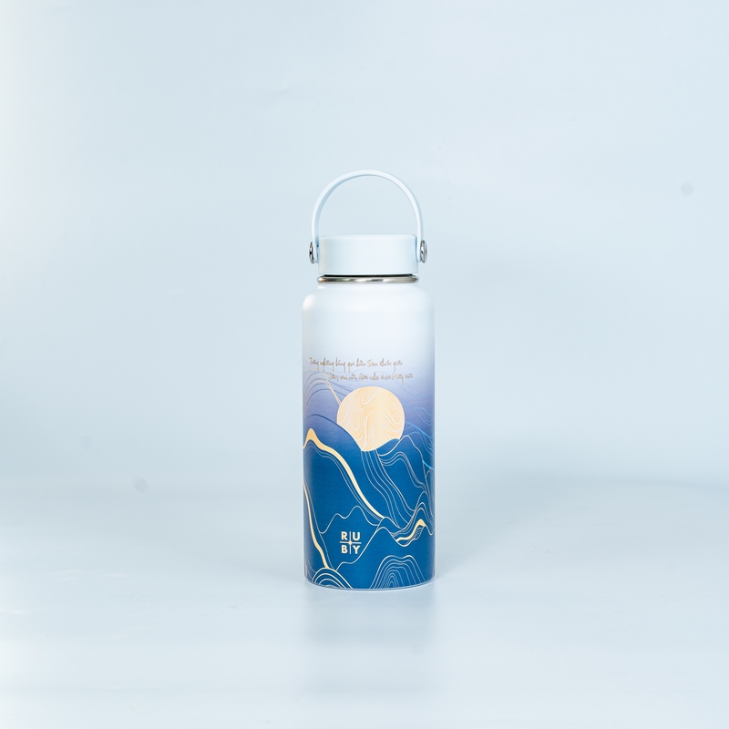 LIÊN NGUYỆT TỊNH TÂM: KHOẢNG LẶNG TINH TẾ GIỮA PHỐ THỊ