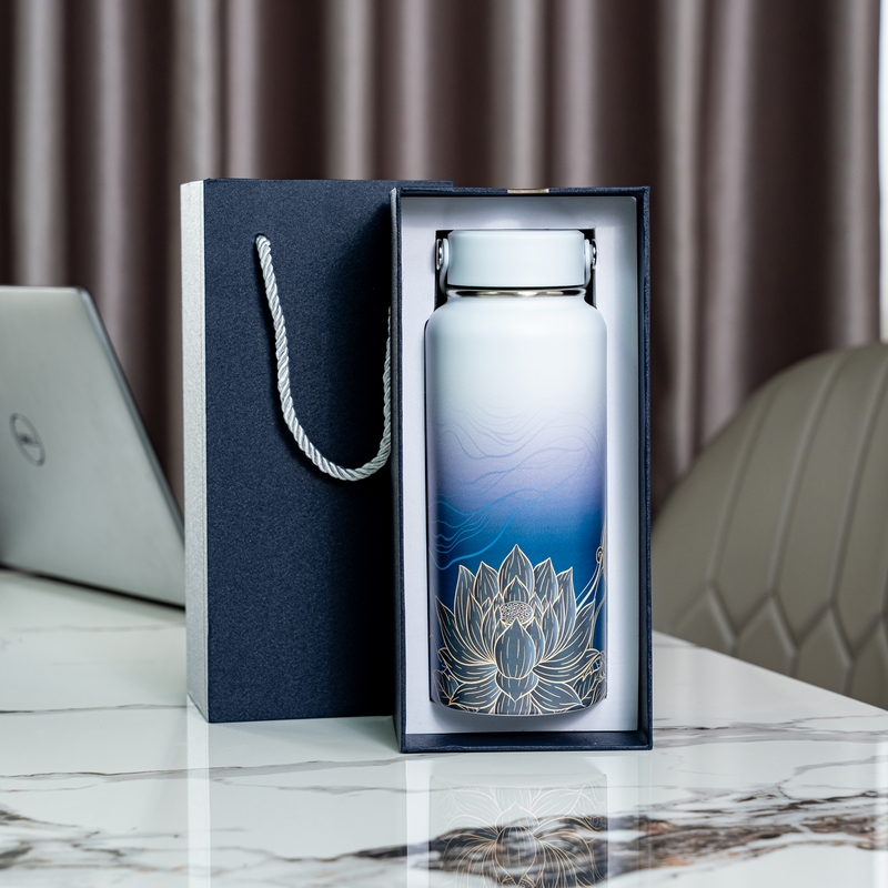 LIÊN NGUYỆT TỊNH TÂM: KHOẢNG LẶNG TINH TẾ GIỮA PHỐ THỊ