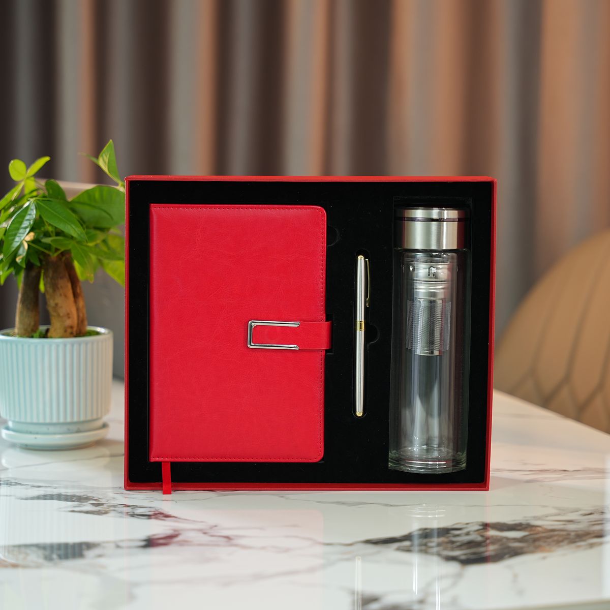 Ruby là lựa chọn hoàn hảo cho những dịp cần ghi dấu ấn với khách hàng