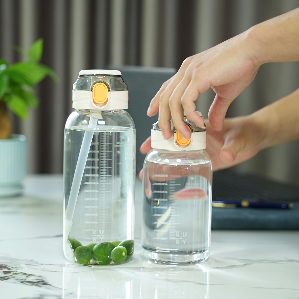 Bình thủy tinh chia vạch tiện lợi