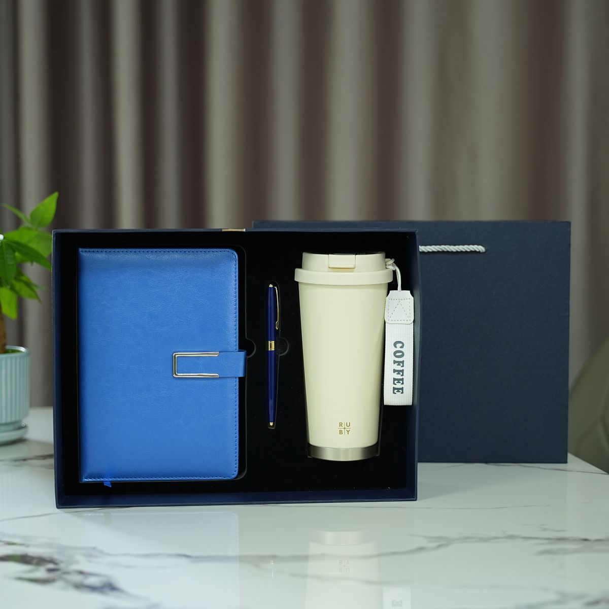 Quà tặng Ruby đa năng, vừa sang trọng, vừa ứng dụng cao