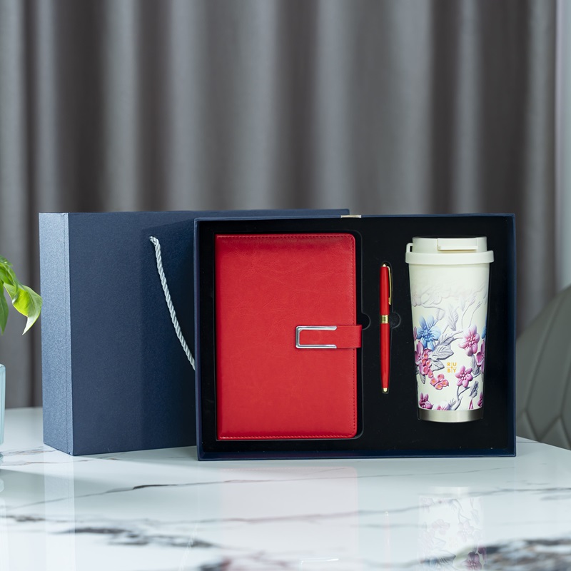 Quà Tặng Doanh Nghiệp Ruby Cốc Giữ Nhiệt Đào Dịu, Sổ, Bút