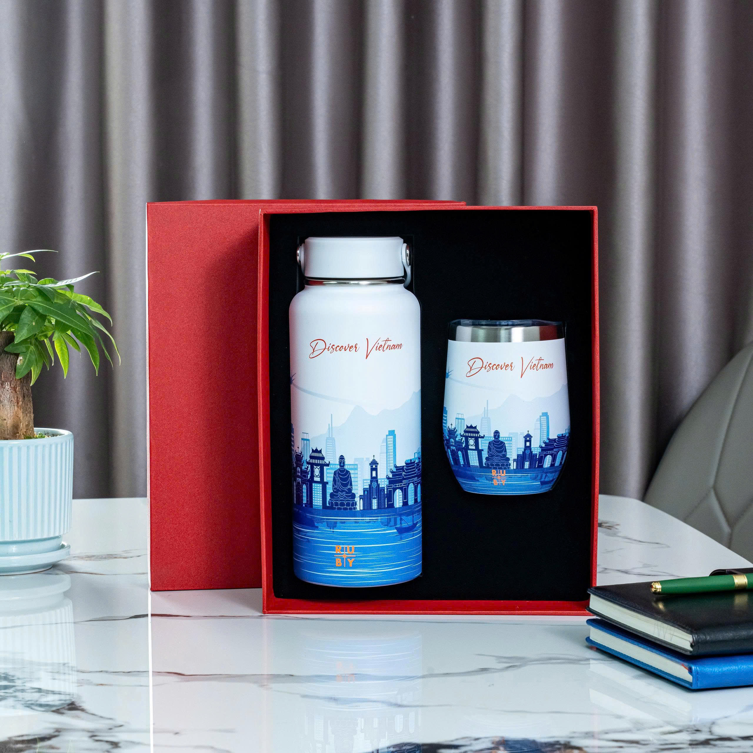 Quà Tặng Doanh Nghiệp - Hương Sắc Ruby