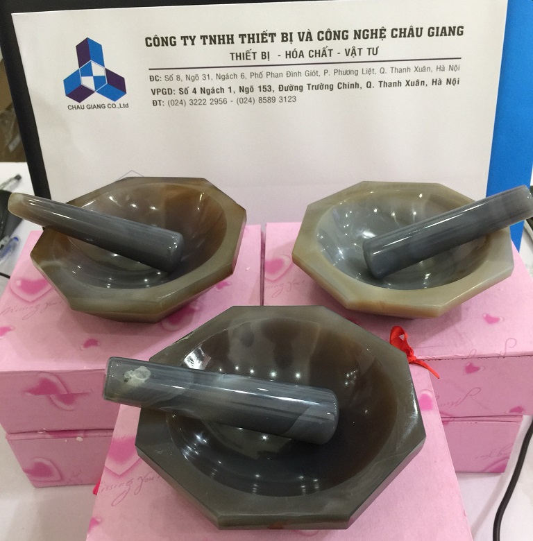 Cối chày mã não, Trung Quốc