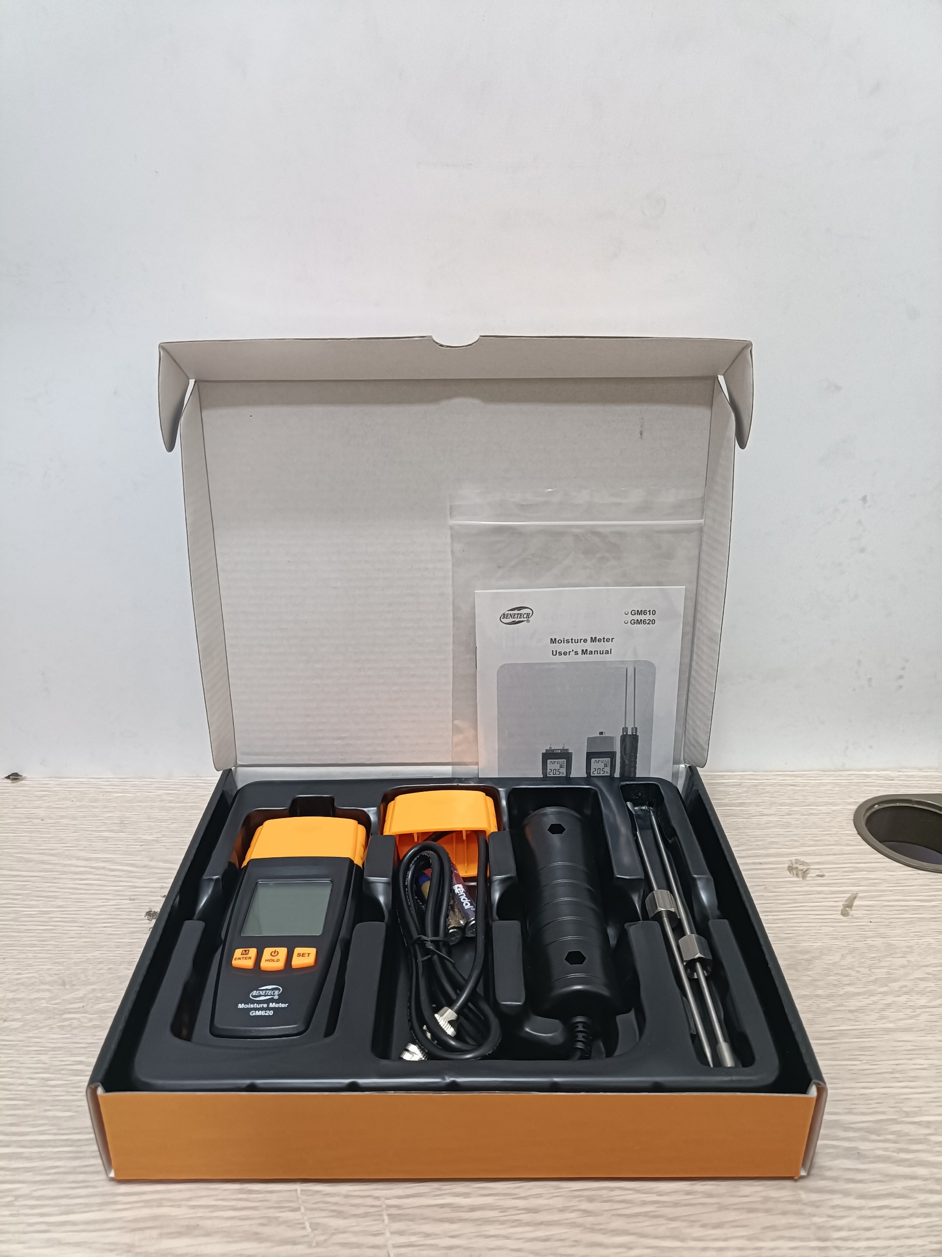 Máy đo độ ẩm GM620, Hãng Benetech