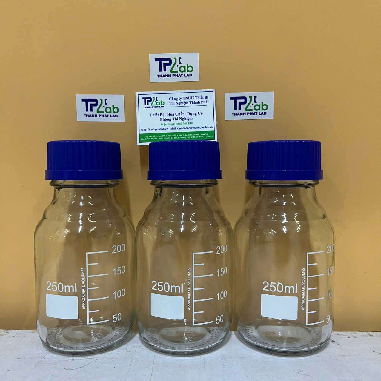 Chai nắp vặn trắng 250ml, Hãng Govlab