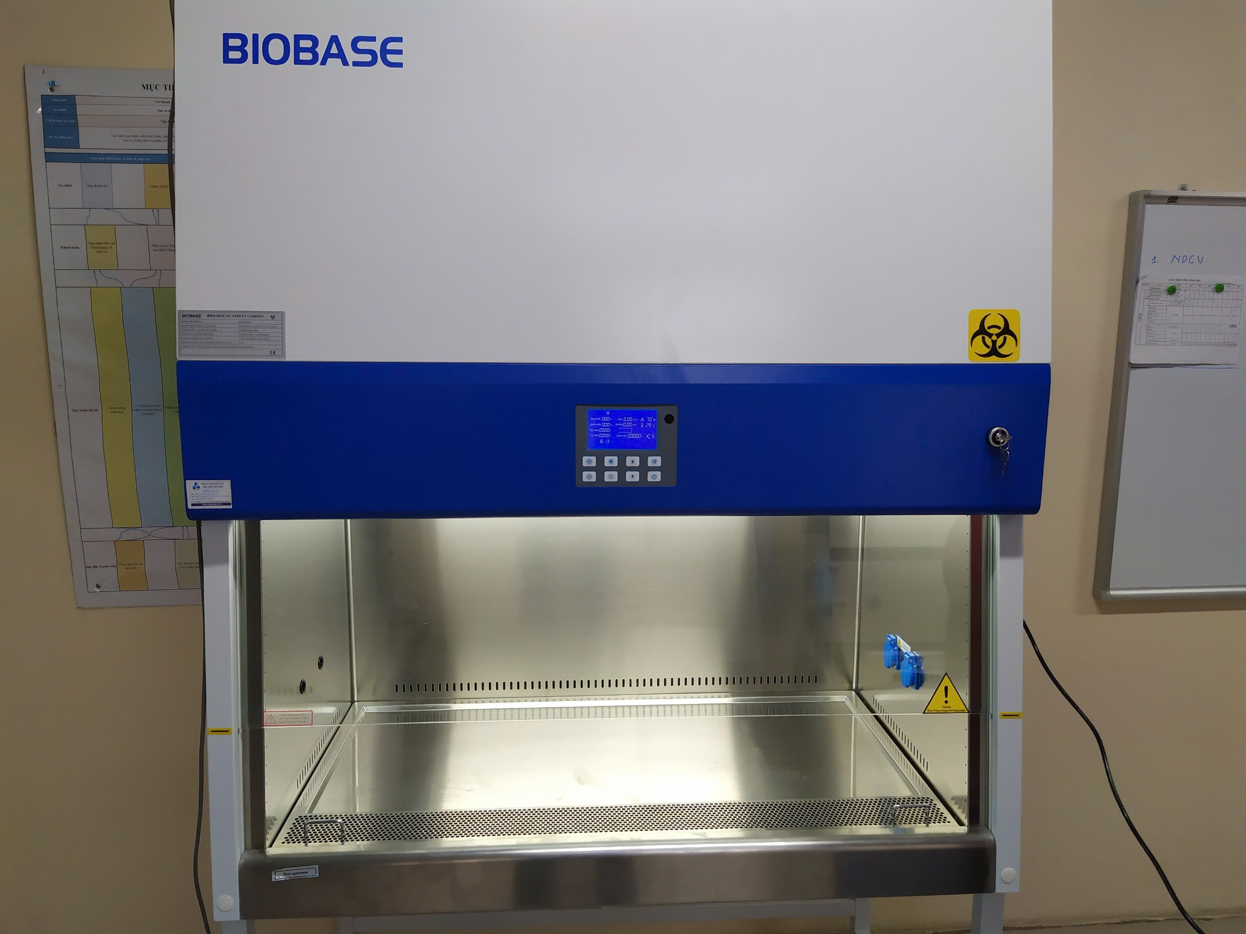 Tủ an toàn sinh học cấp 2 BSC-1300IIA2-X, hãng Biobase