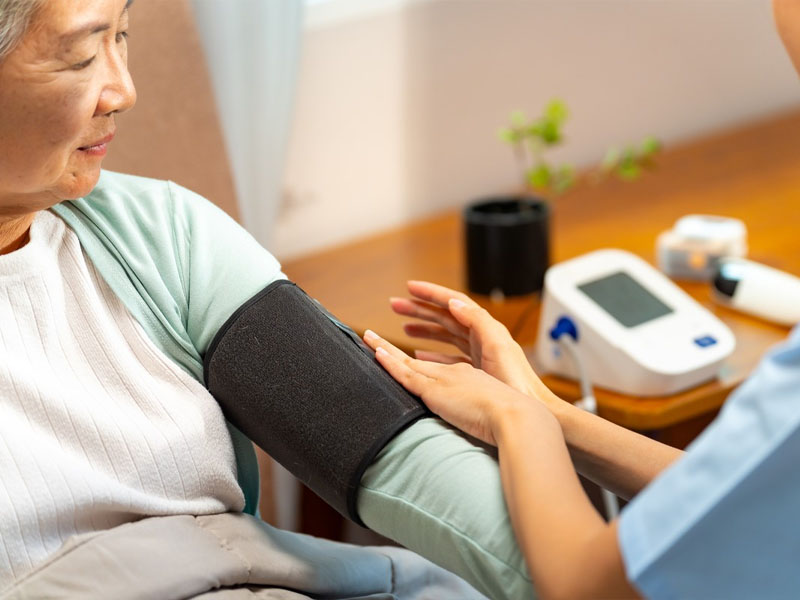 Biến chứng nguy hiểm của huyết áp cao: đột quỵ, nhồi máu cơ tim, suy tim, suy thận