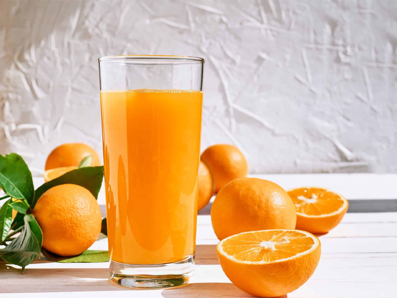 Cam chứa hàm lượng lớn vitamin C, cùng vitamin A, kali, magie, kẽm, mang lại công dụng tuyệt vời