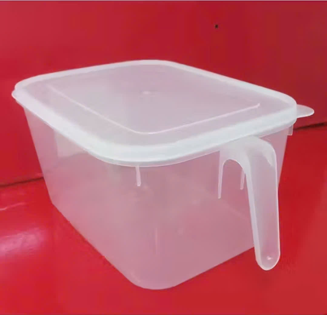 Hộp đựng thực phẩm tay cầm tiện lợi cho tủ lạnh 8L