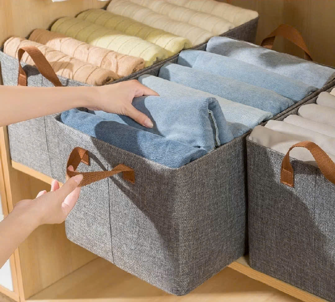 Hộp vải đựng quần áo khung cứng Living C